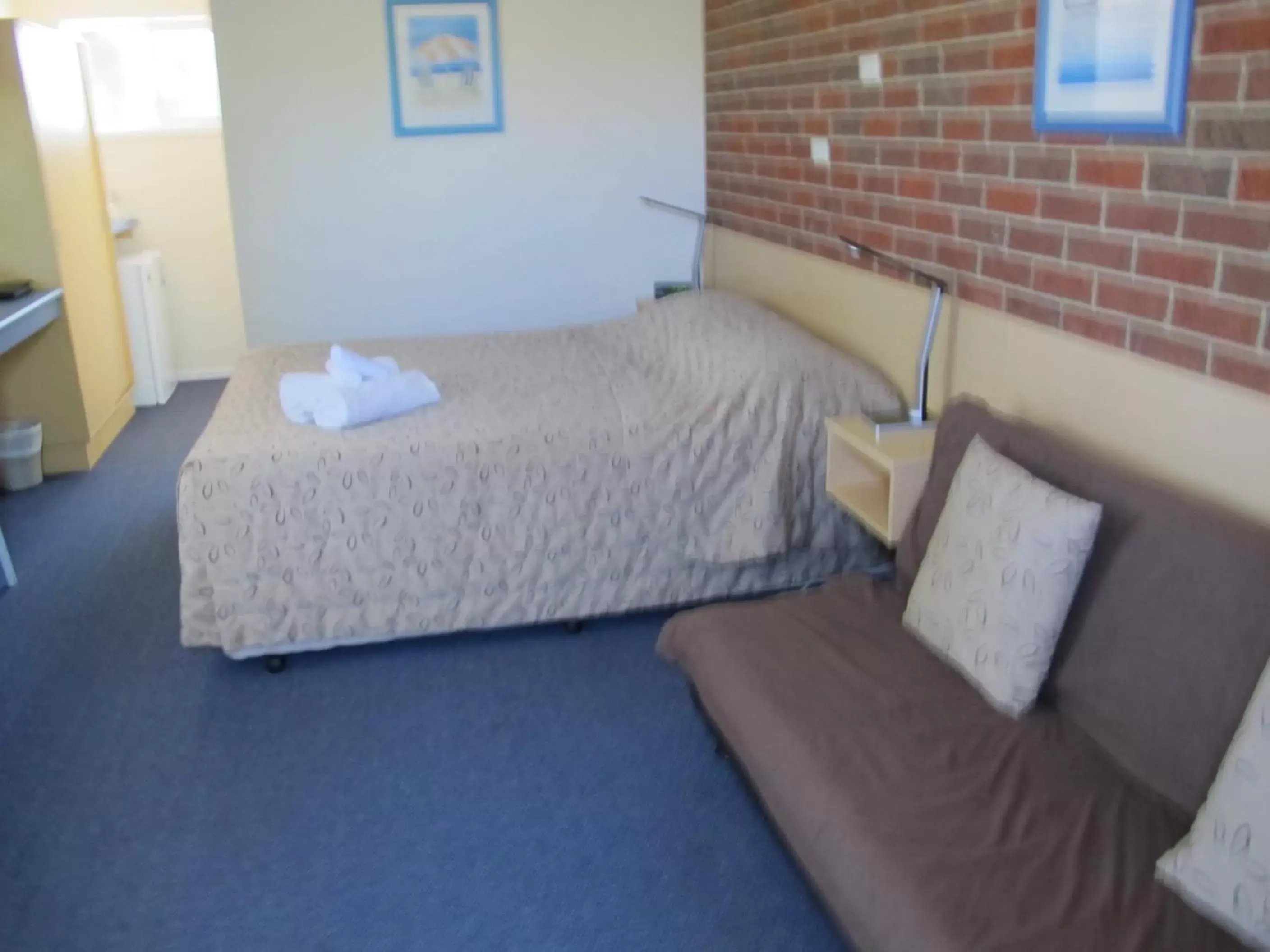 Bedroom, Bed in Merimbula Gardens Motel