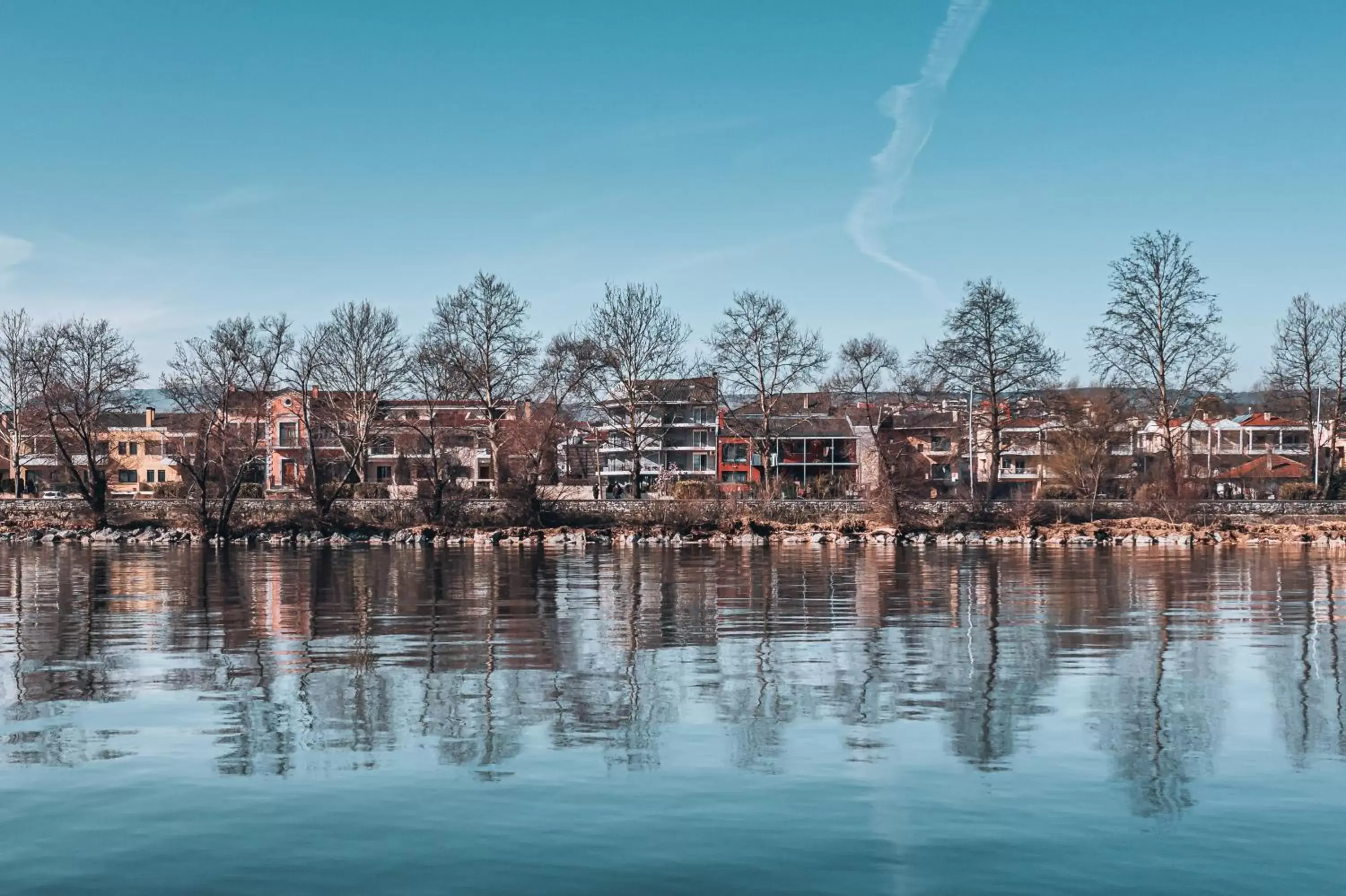 Neighbourhood, Winter in Akti Hotel Ioannina