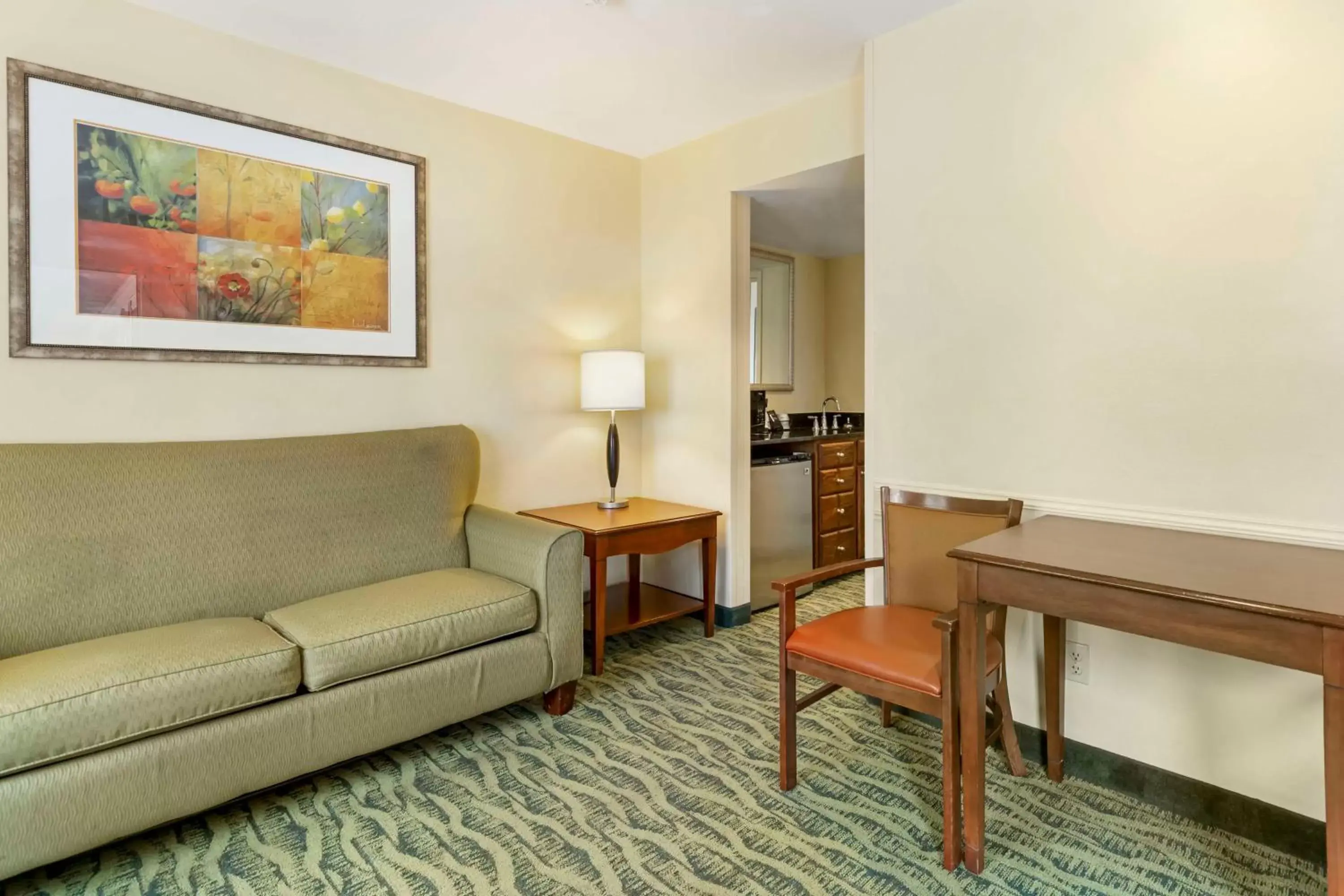 Photo of the whole room, Seating Area in Best Western Mcallen Medical Center