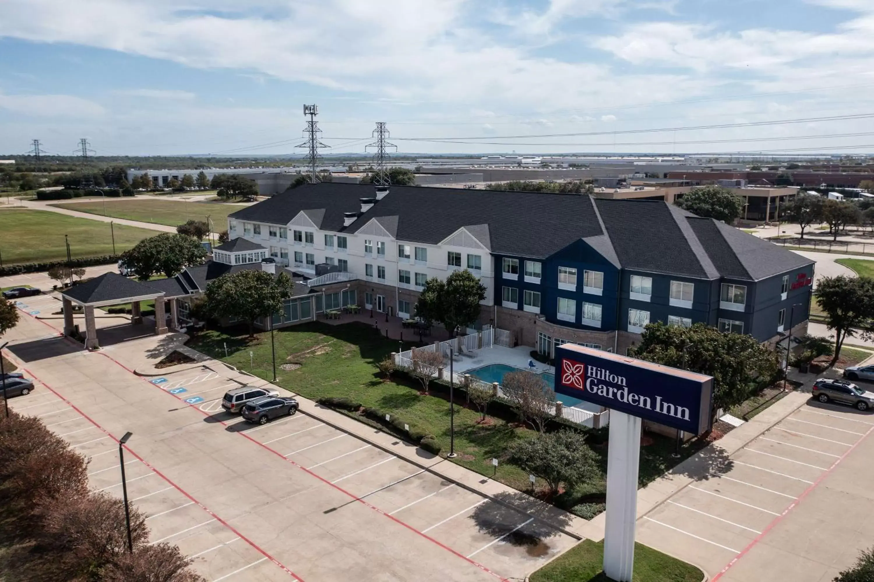 Property building, Bird's-eye View in Hilton Garden Inn Fort Worth/Fossil Creek