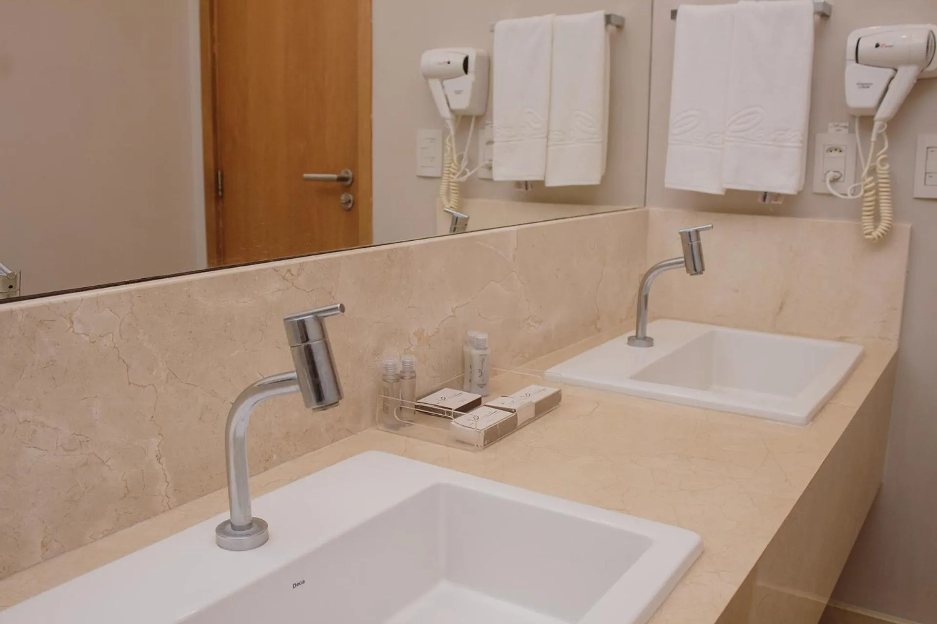 Bathroom in Carmel Cumbuco Resort