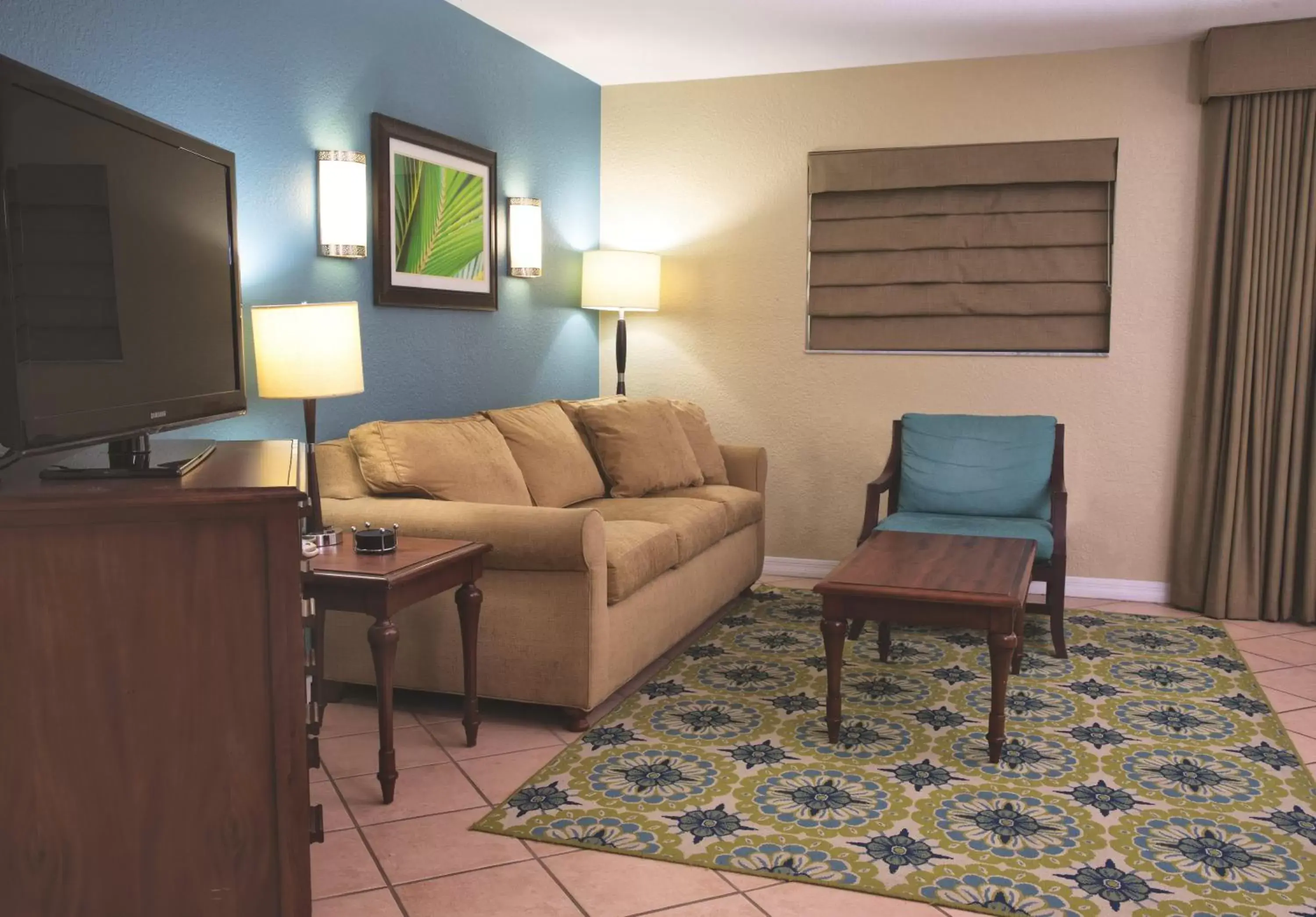 Living room, Seating Area in Club Wyndham Palm-Aire