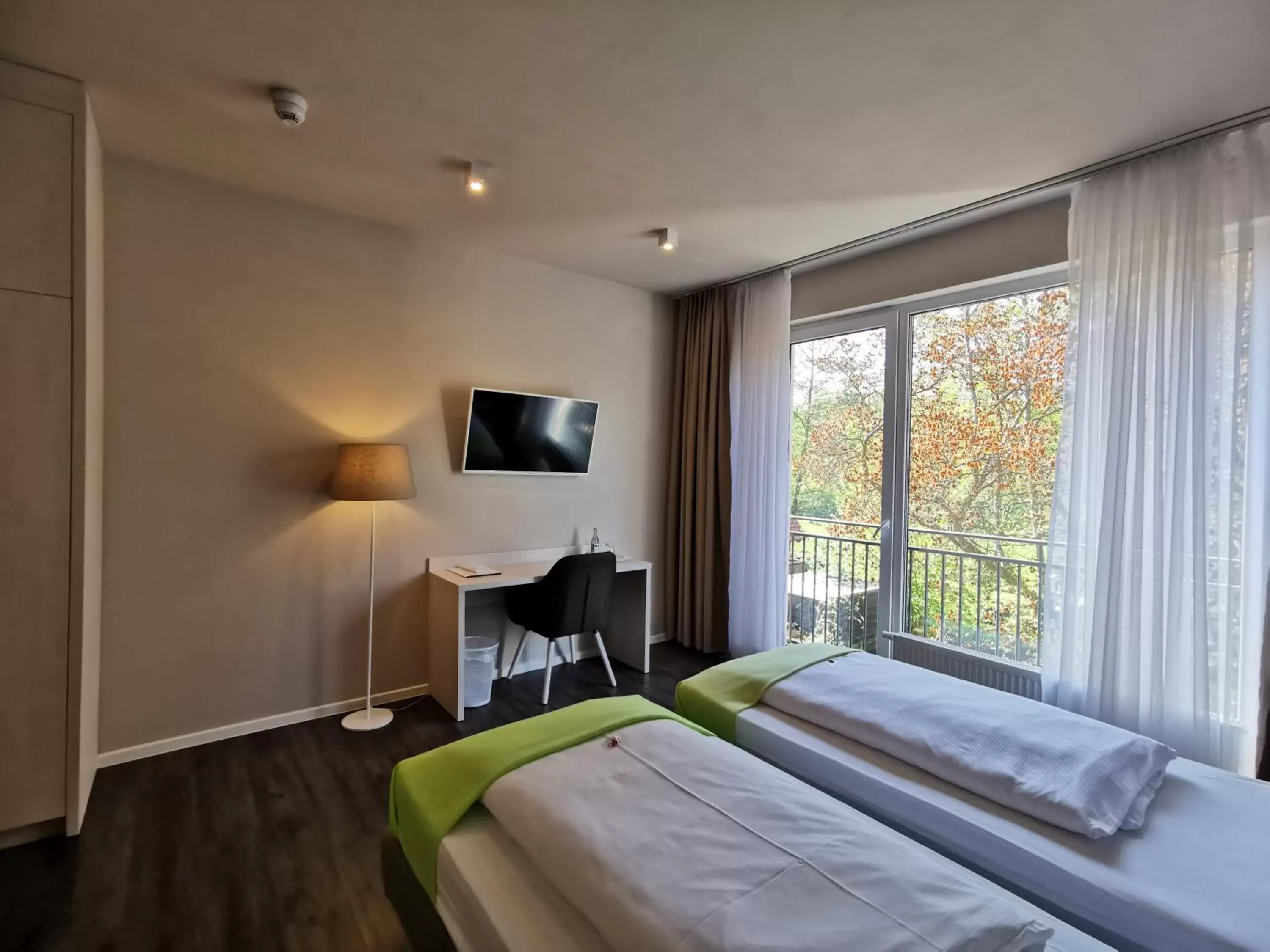 Standard Twin Room with Garden View - single occupancy in Hotel Gutsmühle Standard Twin Room with Garden View - single occupancy in Hotel Gutsmühle