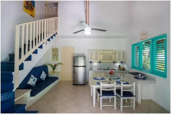 Kitchen/Kitchenette in Hotel Villas Las Palmas al Mar