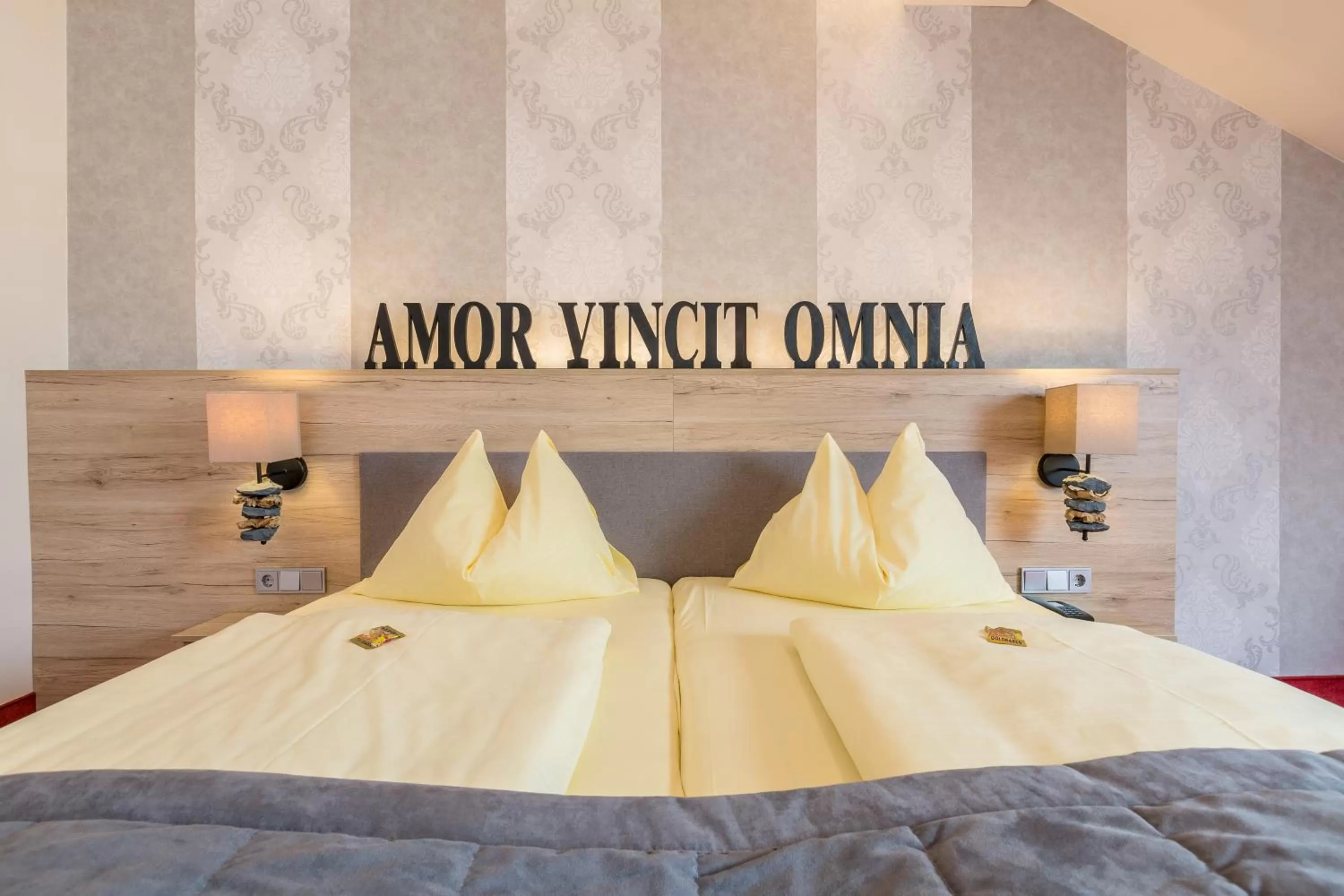 Photo of the whole room, Bed in Riverresort Donauschlinge