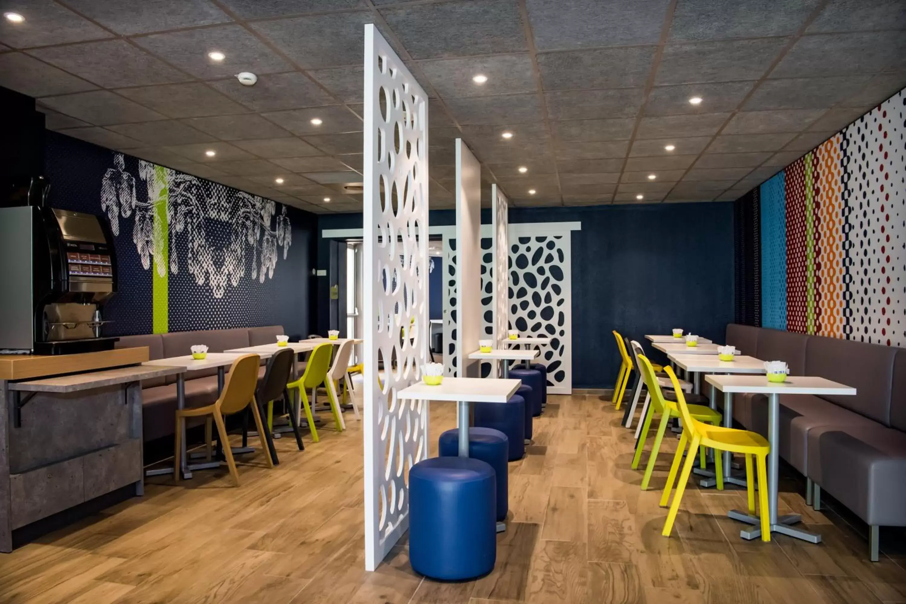 Other, Restaurant/Places to Eat in ibis budget Avignon Centre