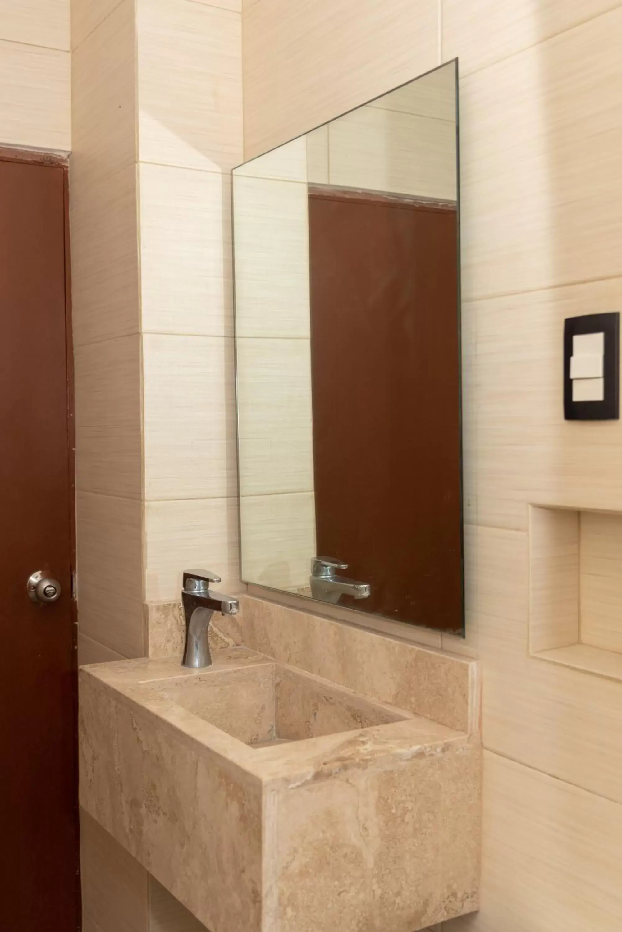 Bathroom in Hotel Impala Centro