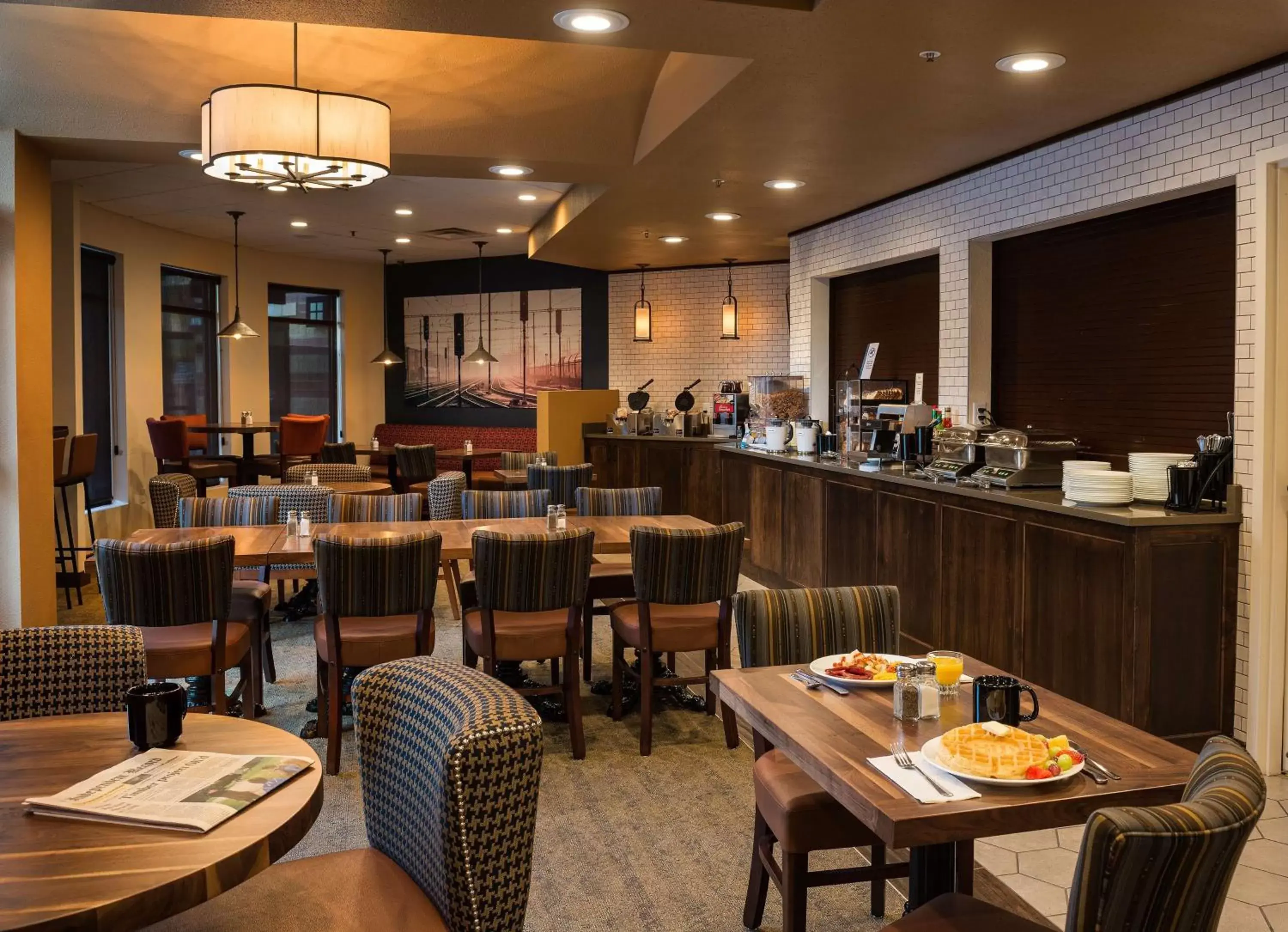 Restaurant/Places to Eat in Best Western Premier Helena Great Northern Hotel