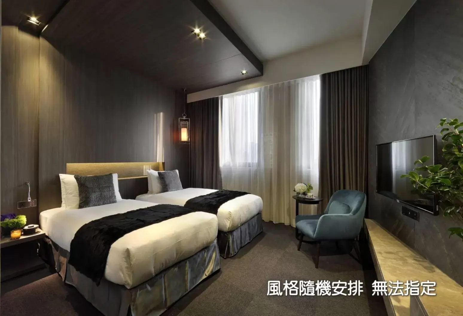 Photo of the whole room, Bed in Boda Hotel