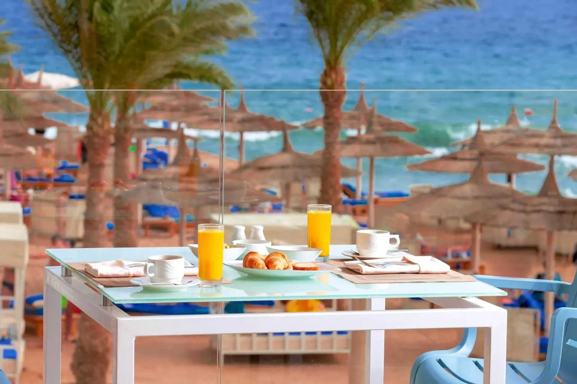 Restaurant/places to eat in Beach Albatros Resort - Hurghada