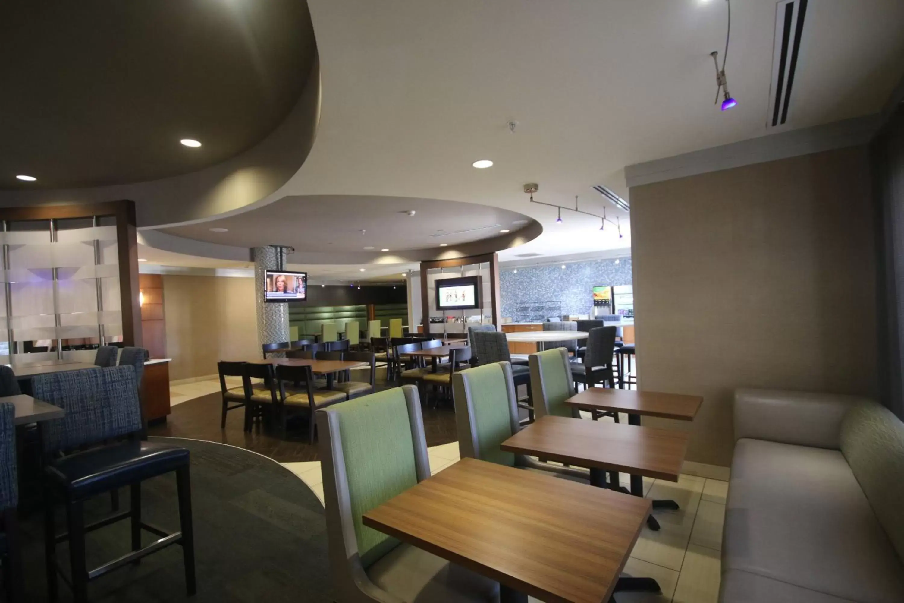 Lobby or reception, Restaurant/Places to Eat in SpringHill Suites by Marriott Charleston North