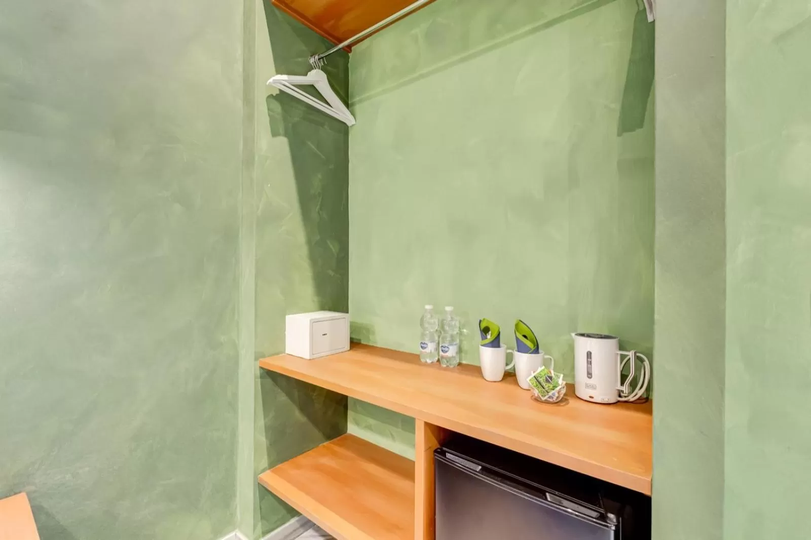 wardrobe in Ripetta Deluxe Suites