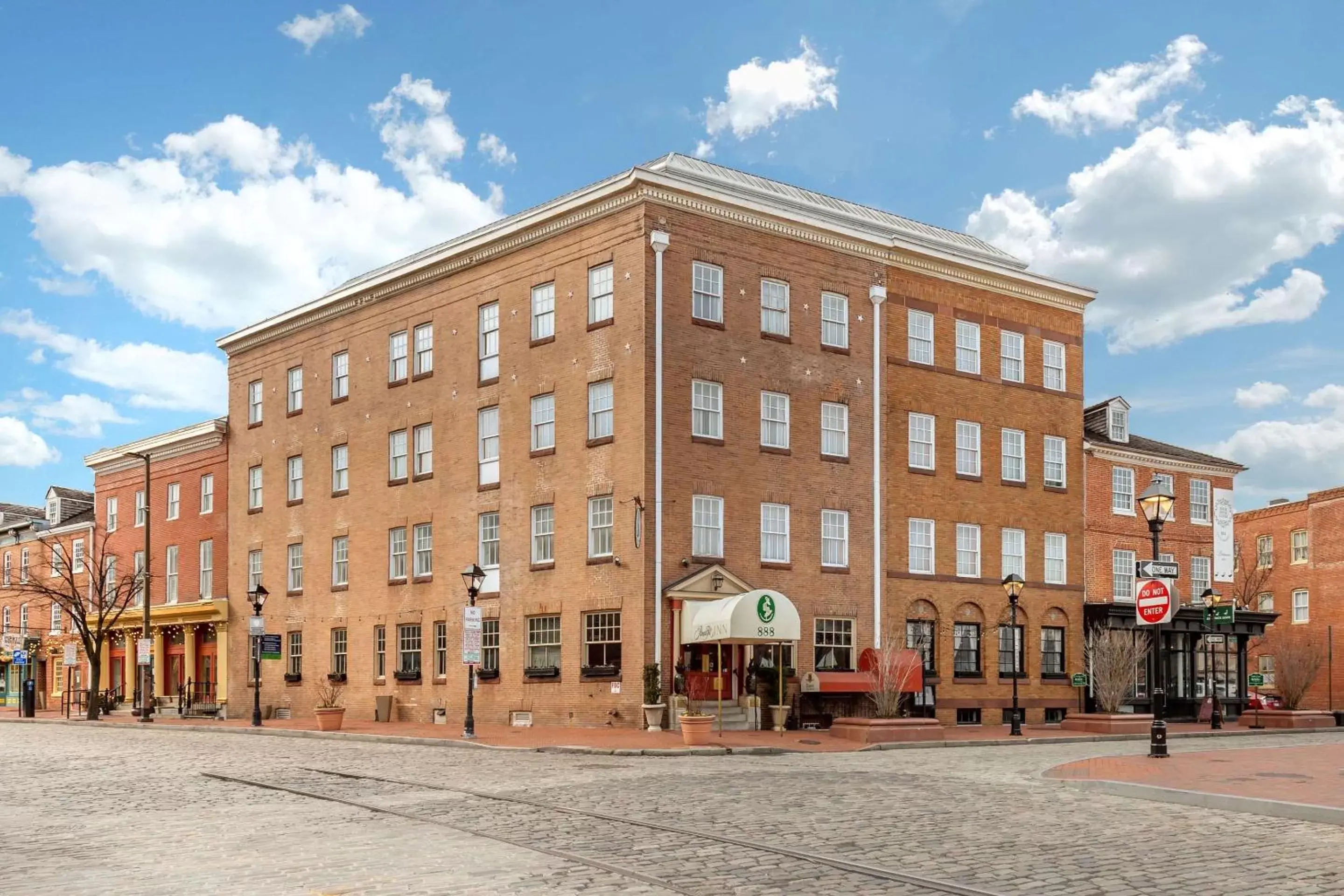 Property Building in Admiral Fell Inn Baltimore Harbor, Ascend Hotel Collection
