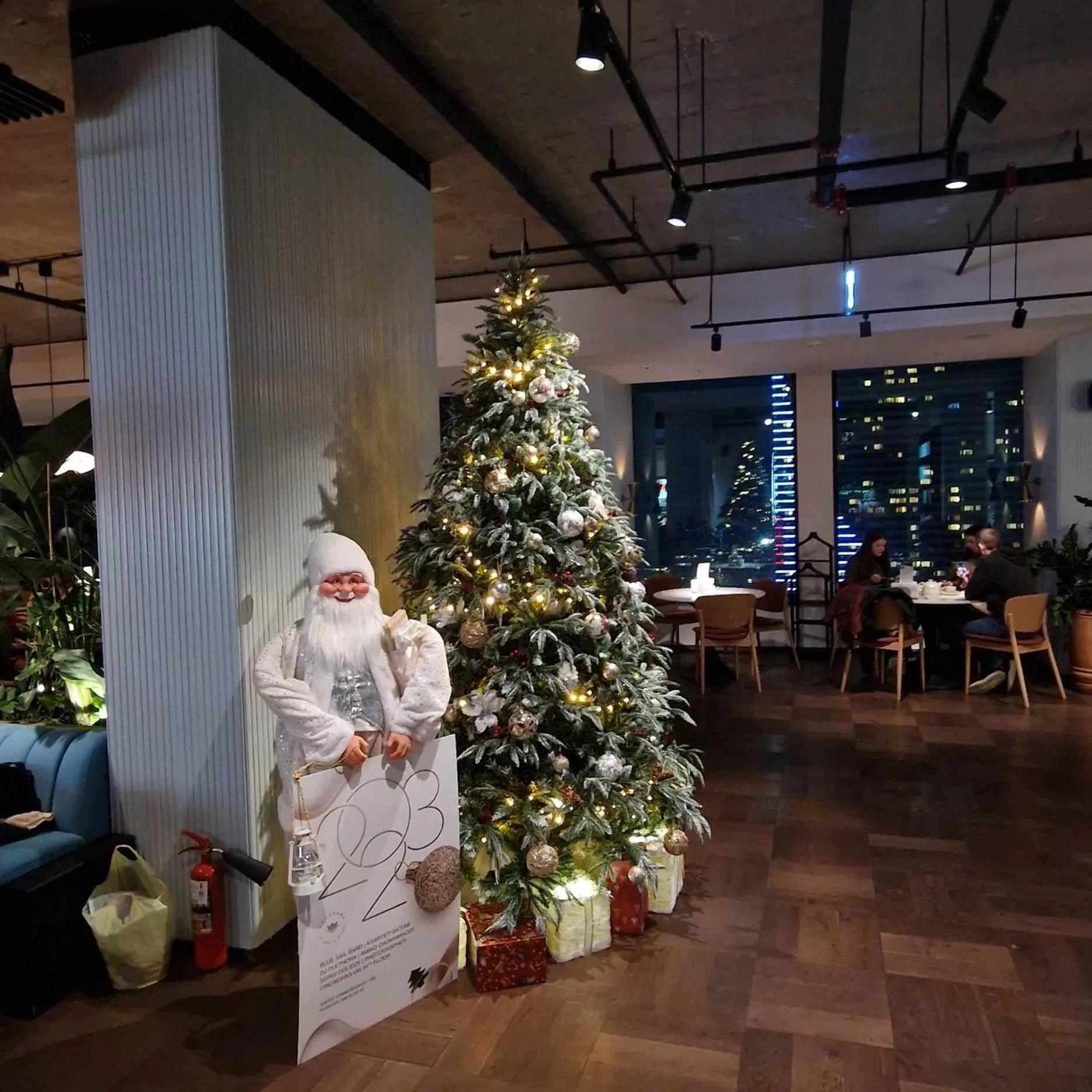 Restaurant/Places to Eat in Holiday Lux Sea Towers Batumi
