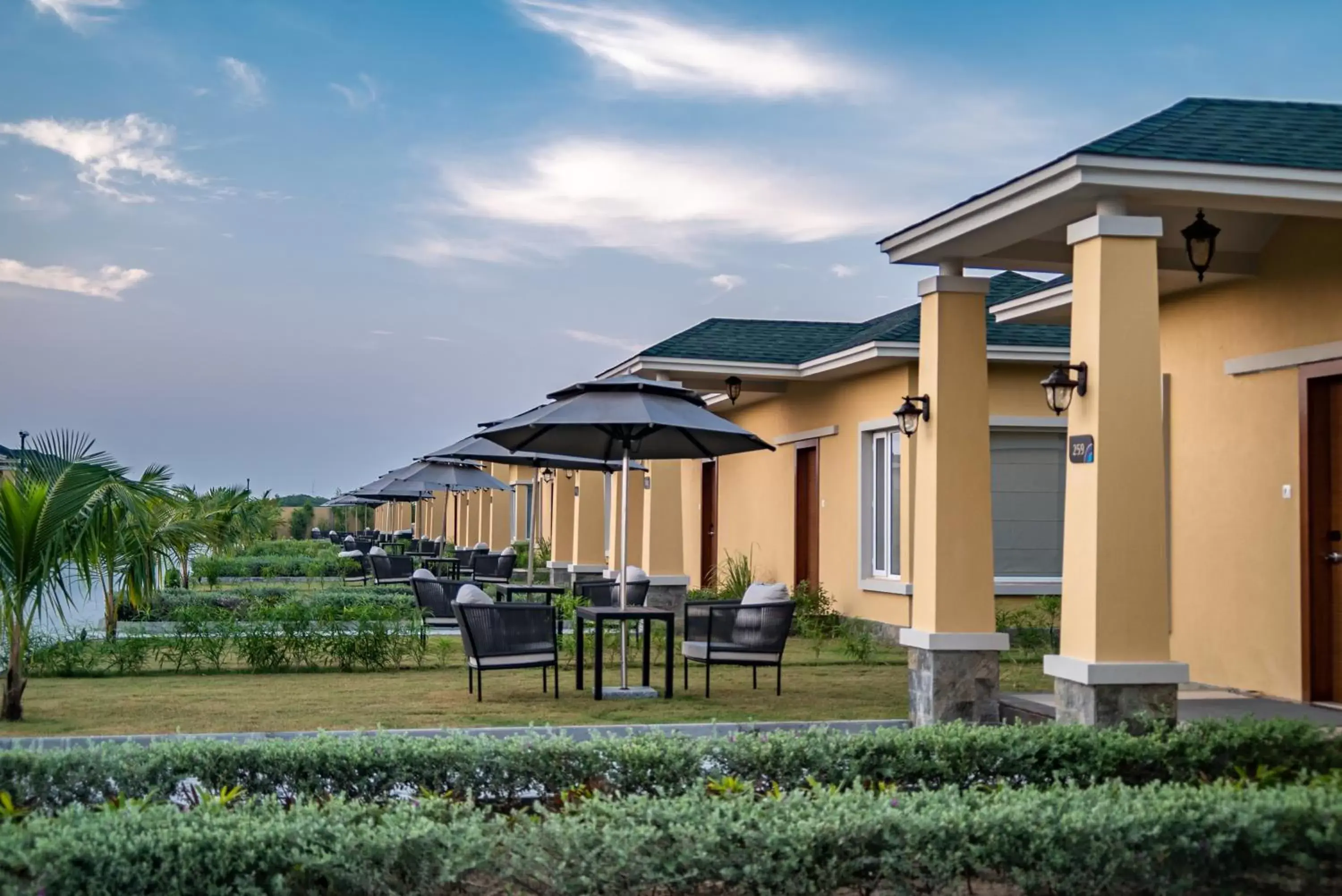 Property building in Hawthorn Suites by Wyndham Dwarka Property building in Hawthorn Suites by Wyndham Dwarka