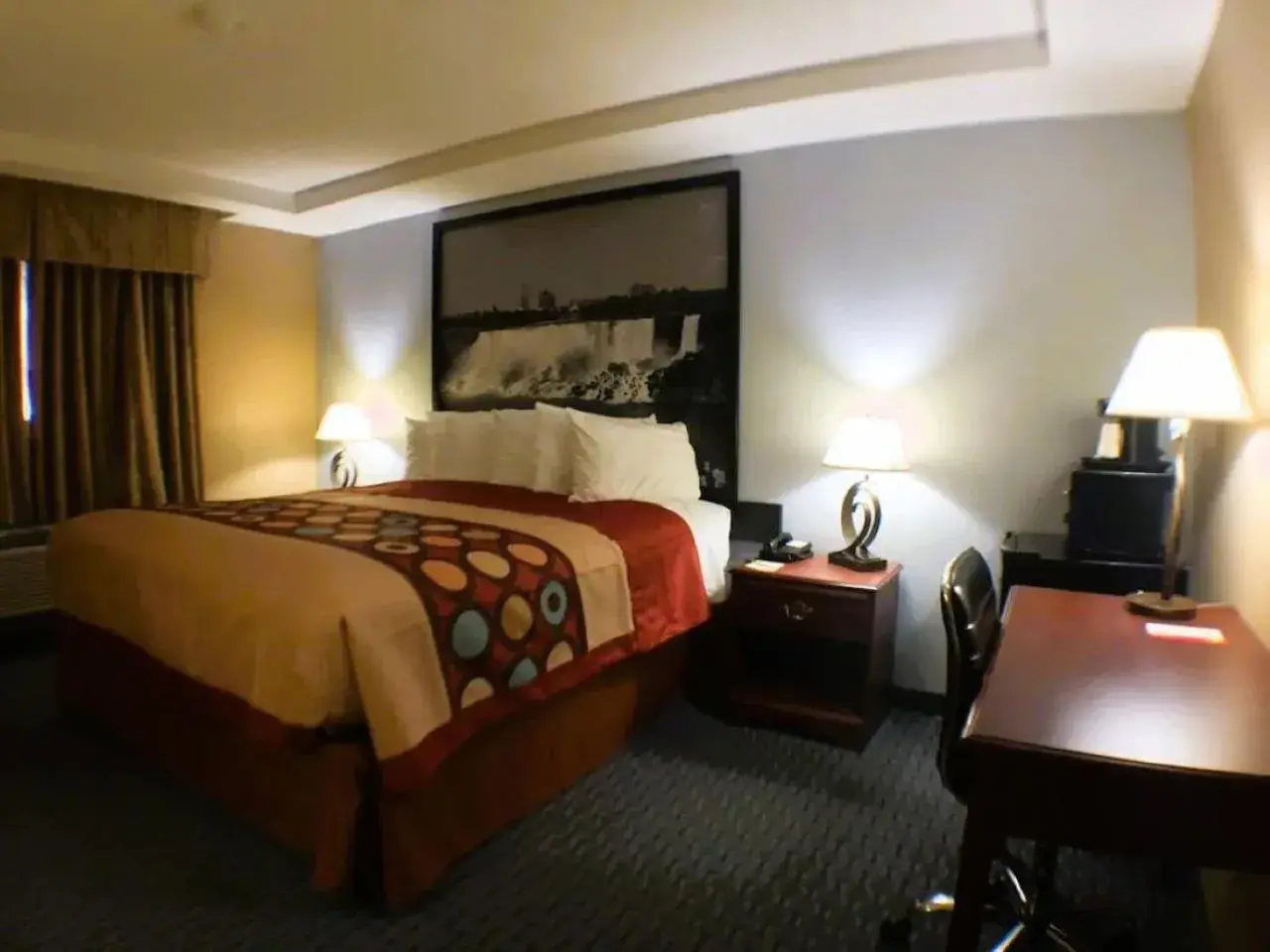 Photo of the whole room, Bed in FairBridge Inn Express Buffalo Airport Williamsville