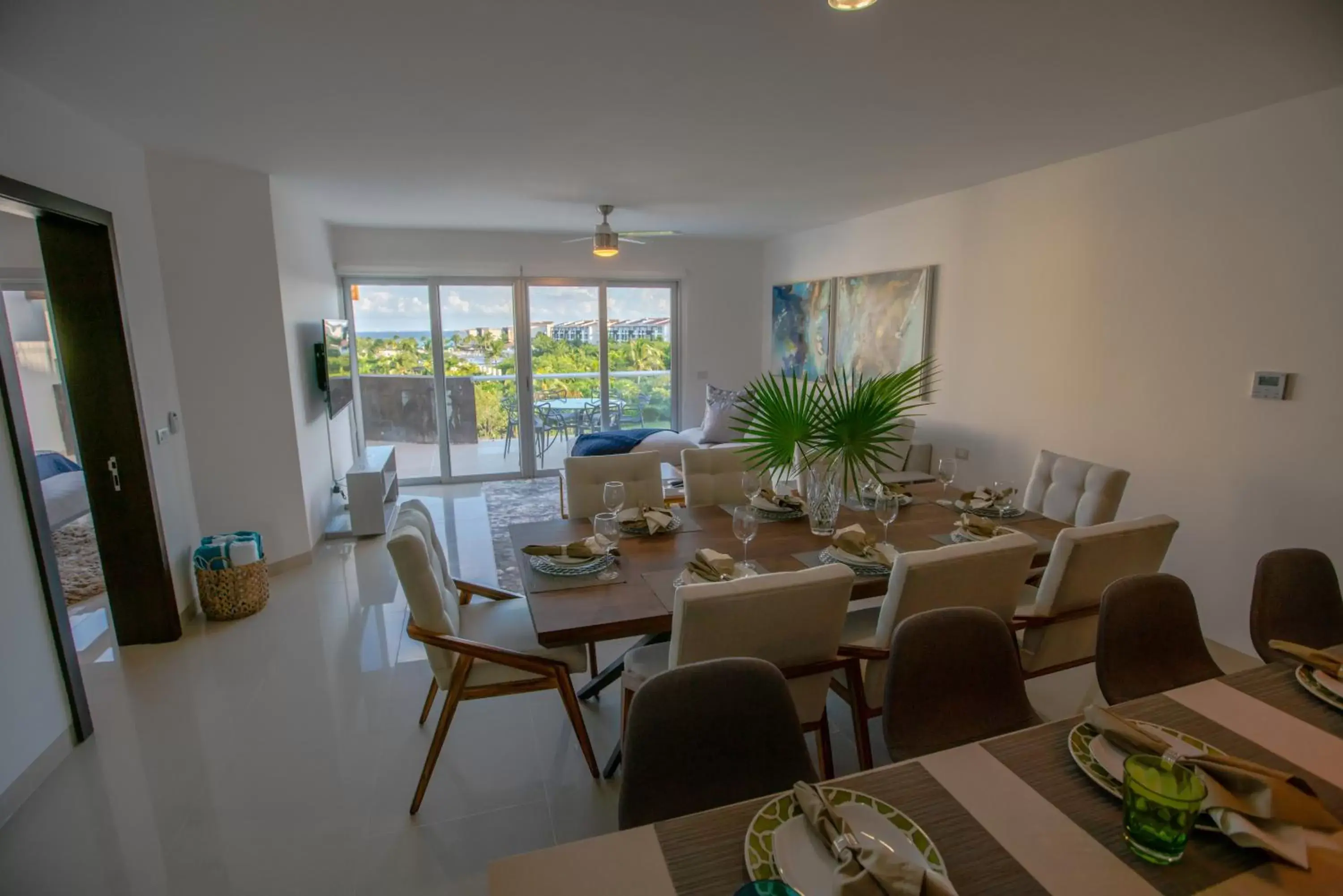 Dining Area in Mareazul Beach Front Condos At playa del Carmen