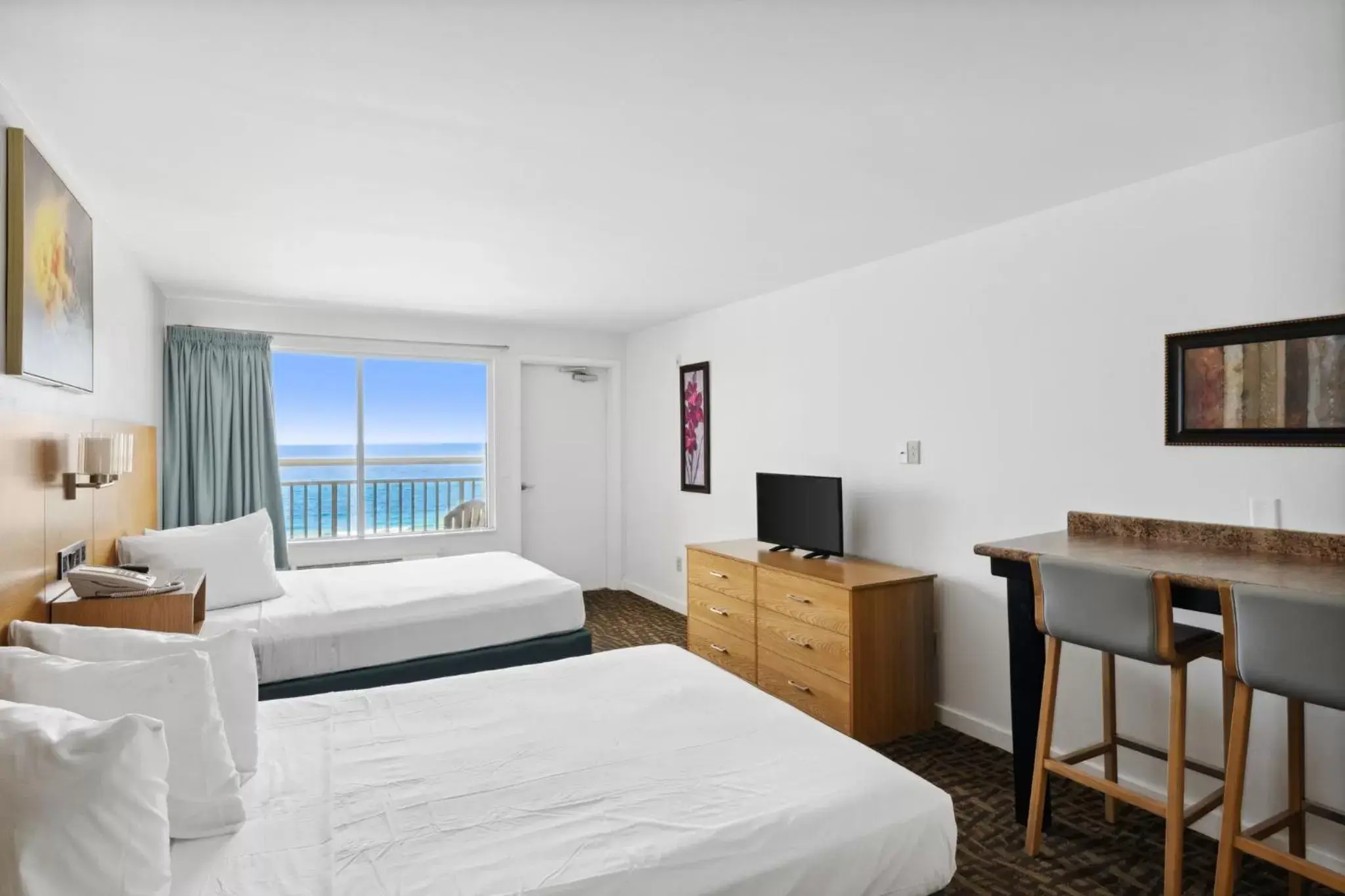 Bedroom, Bed in Beach Tower Beachfront Hotel, a By The Sea Resort Bedroom, Bed in Beach Tower Beachfront Hotel, a By The Sea Resort