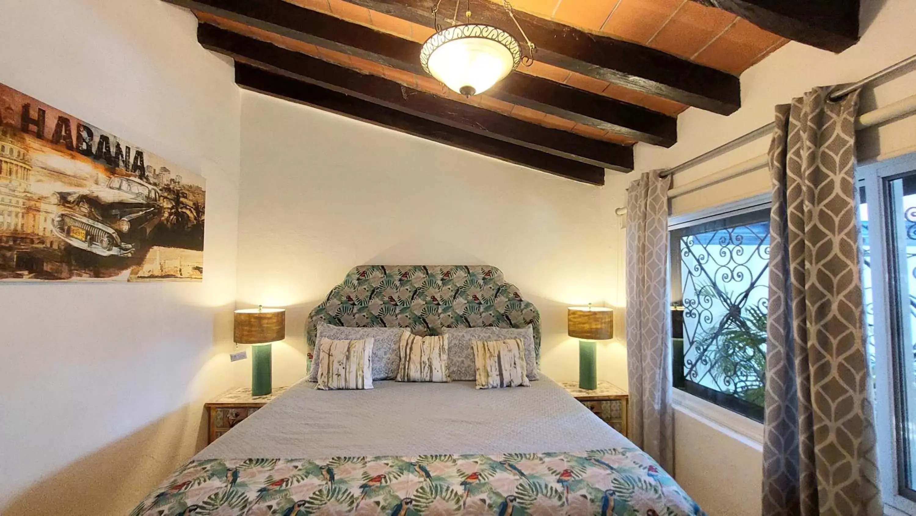 Bed in La Villa du Golf à Cancun Hotel Boutique