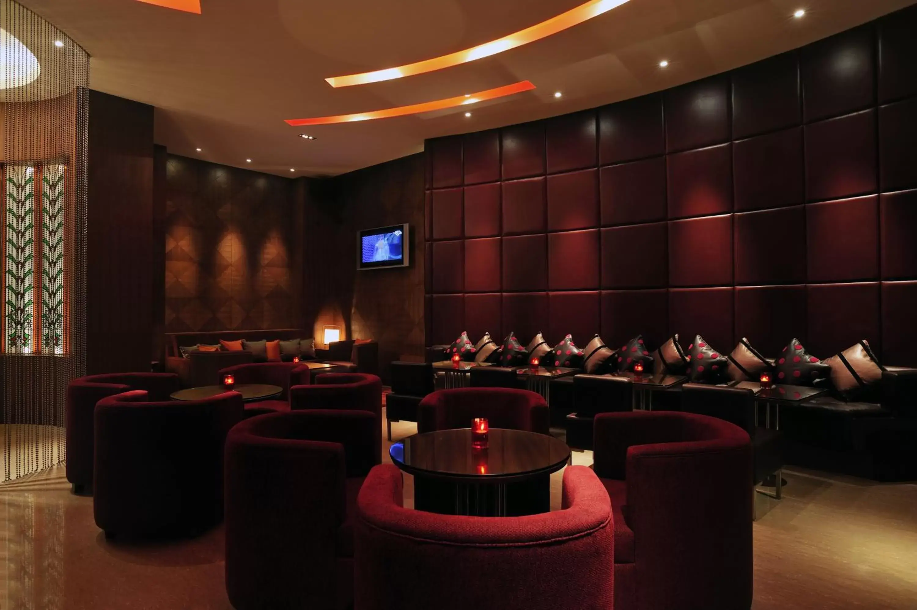 Lounge or bar in Taj Coromandel