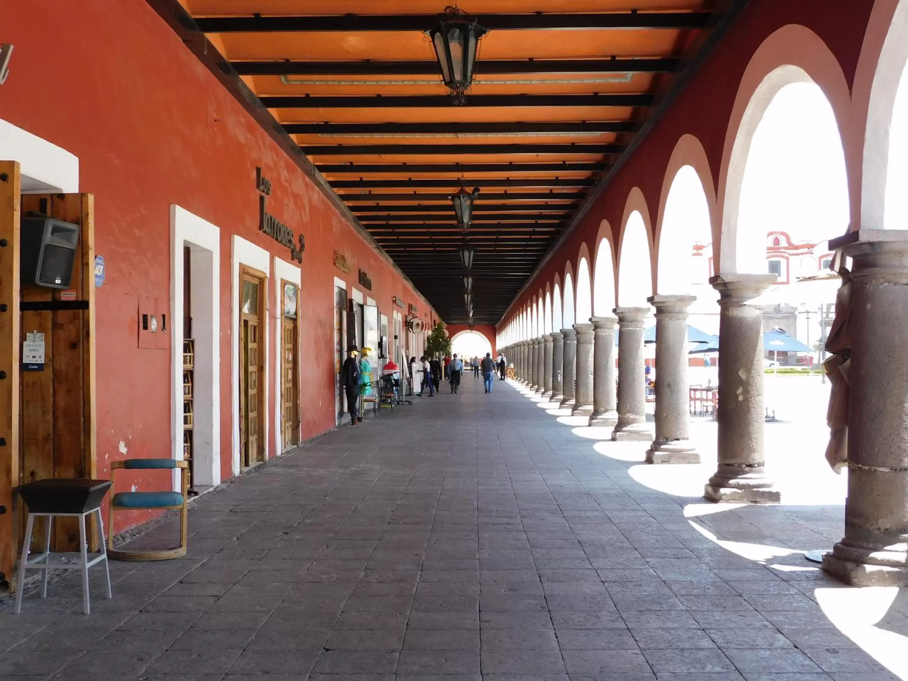 Facade/entrance in Hotel Santa Rosa by Rotamundos