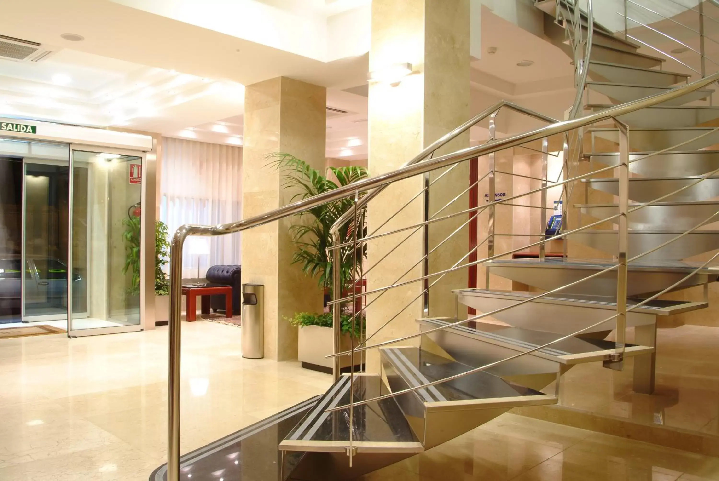 Lobby or reception in Hotel Gran Legazpi