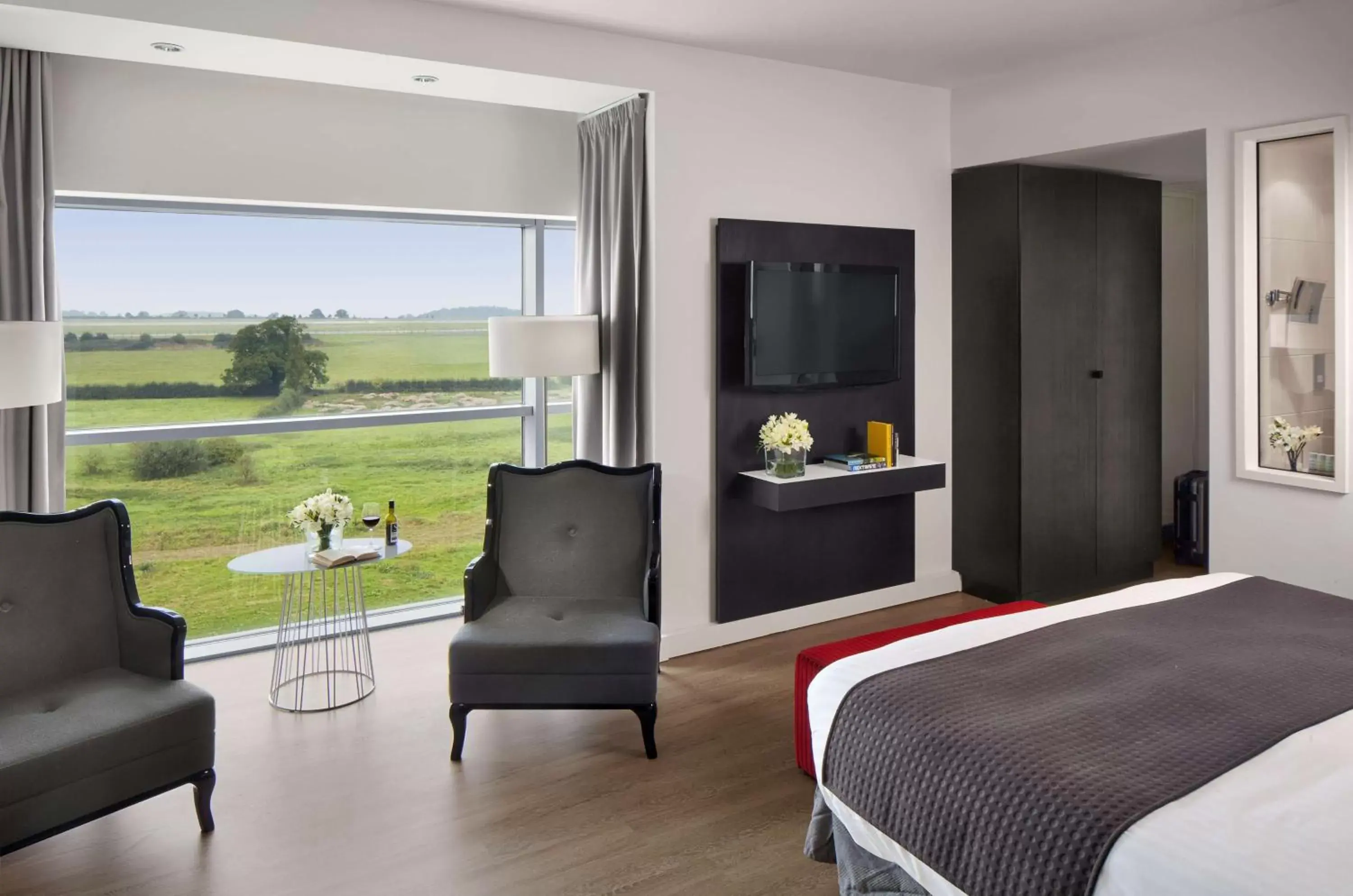 Bedroom in Radisson Blu Hotel East Midlands Airport