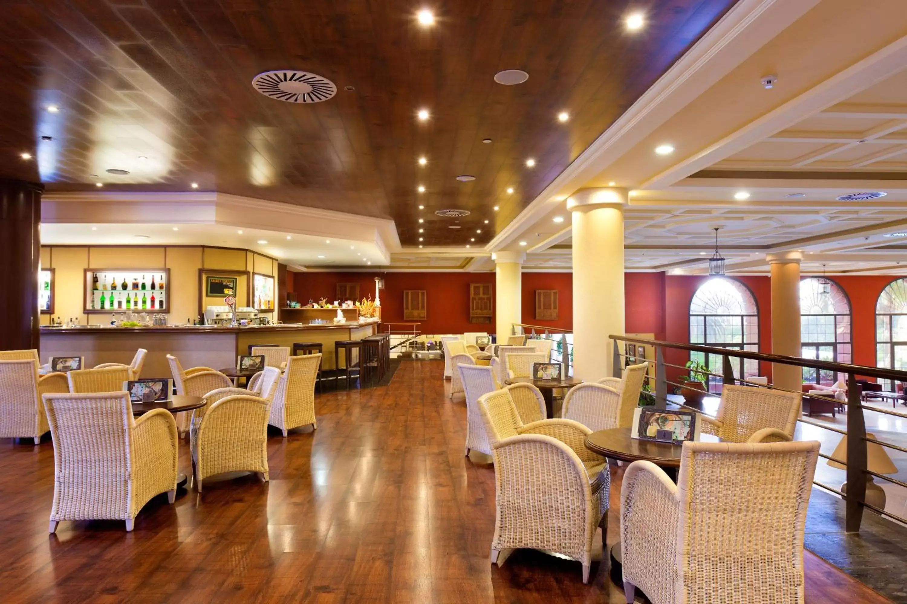 Lounge or bar, Restaurant/Places to Eat in Gran Tacande Wellness & Relax Costa Adeje