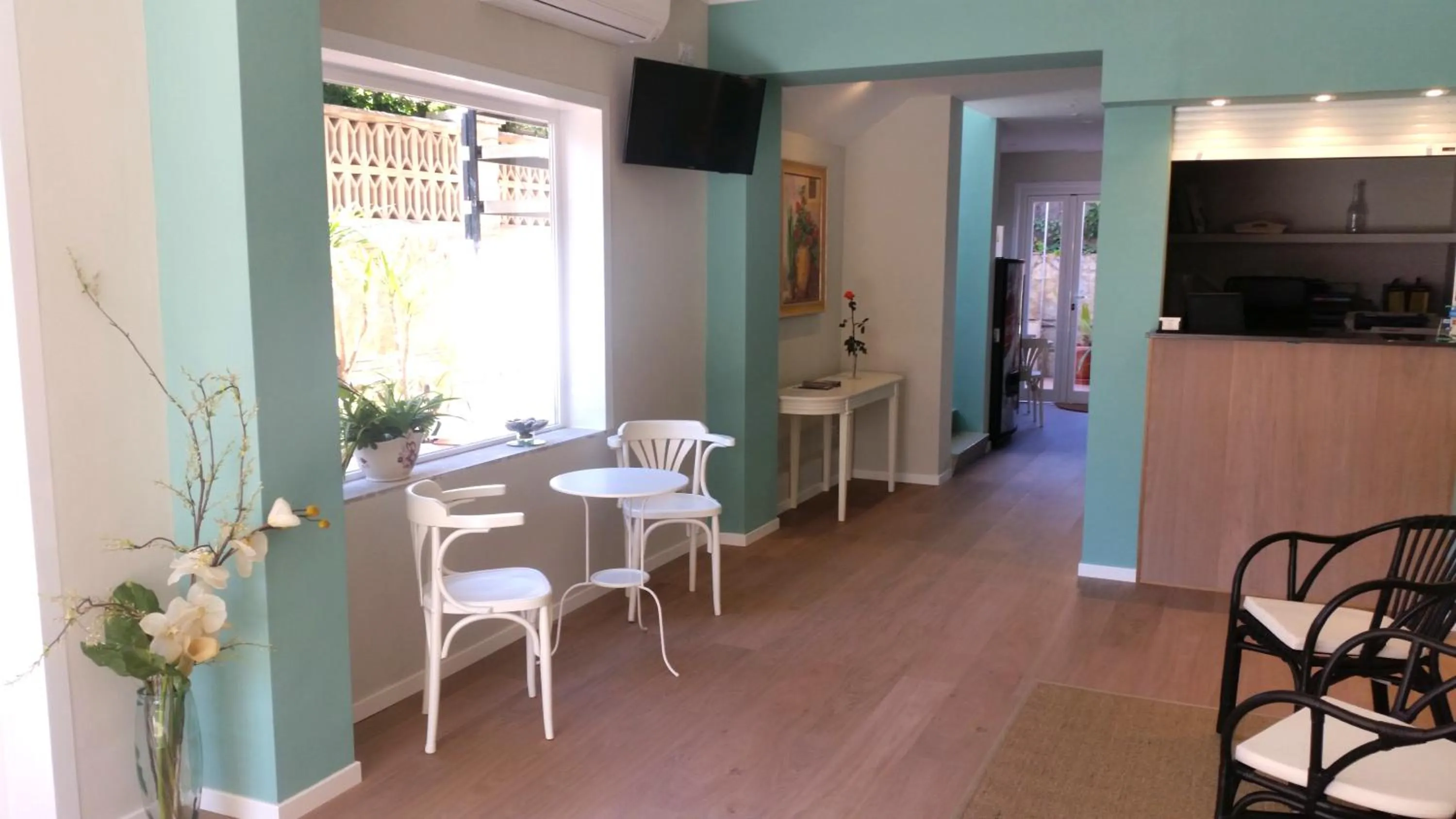 Communal lounge/ TV room in Hotel Creta Paguera