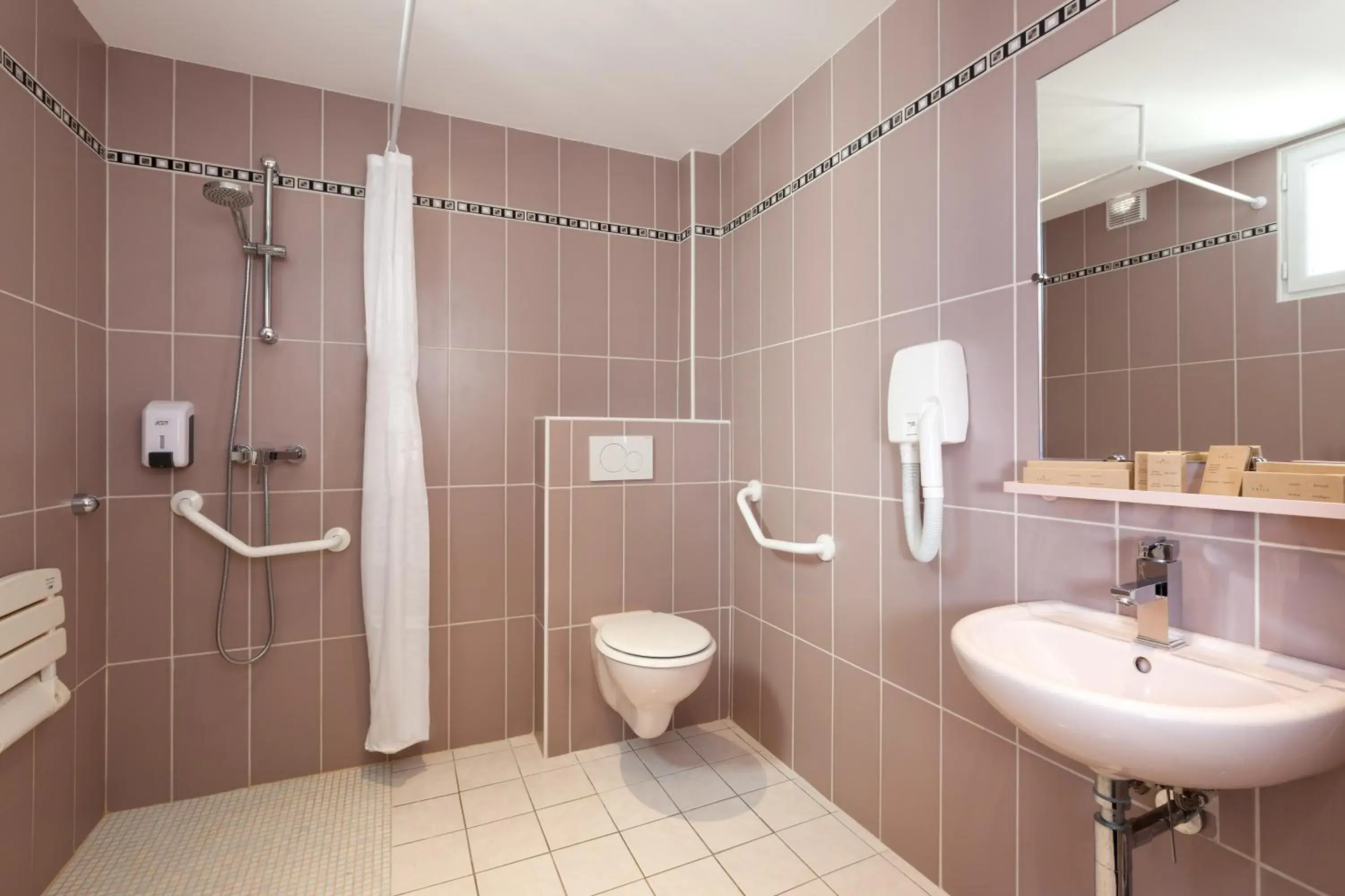 Bathroom in Grand Hôtel Amelot
