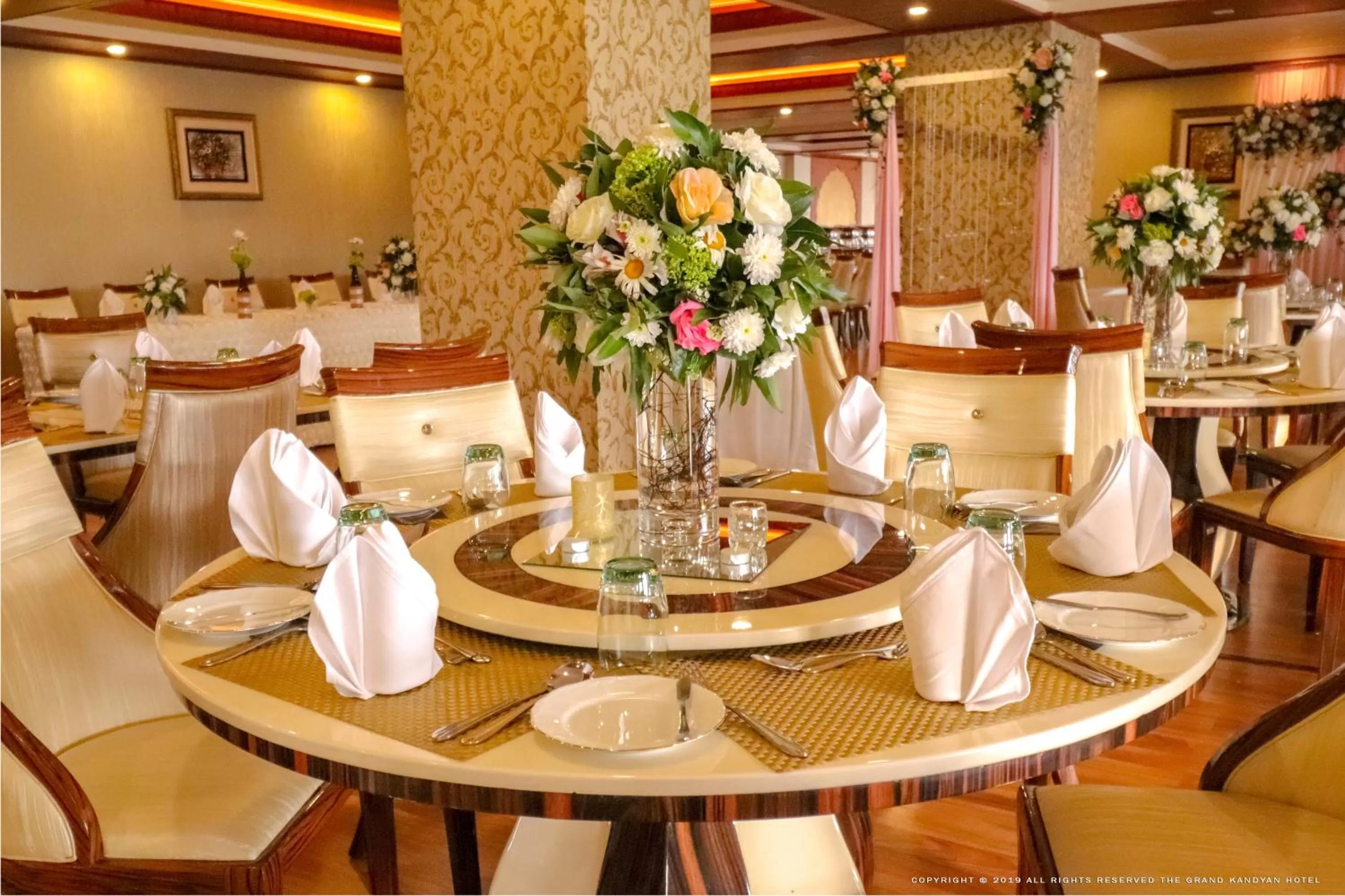 Restaurant/places to eat in The Grand Kandyan