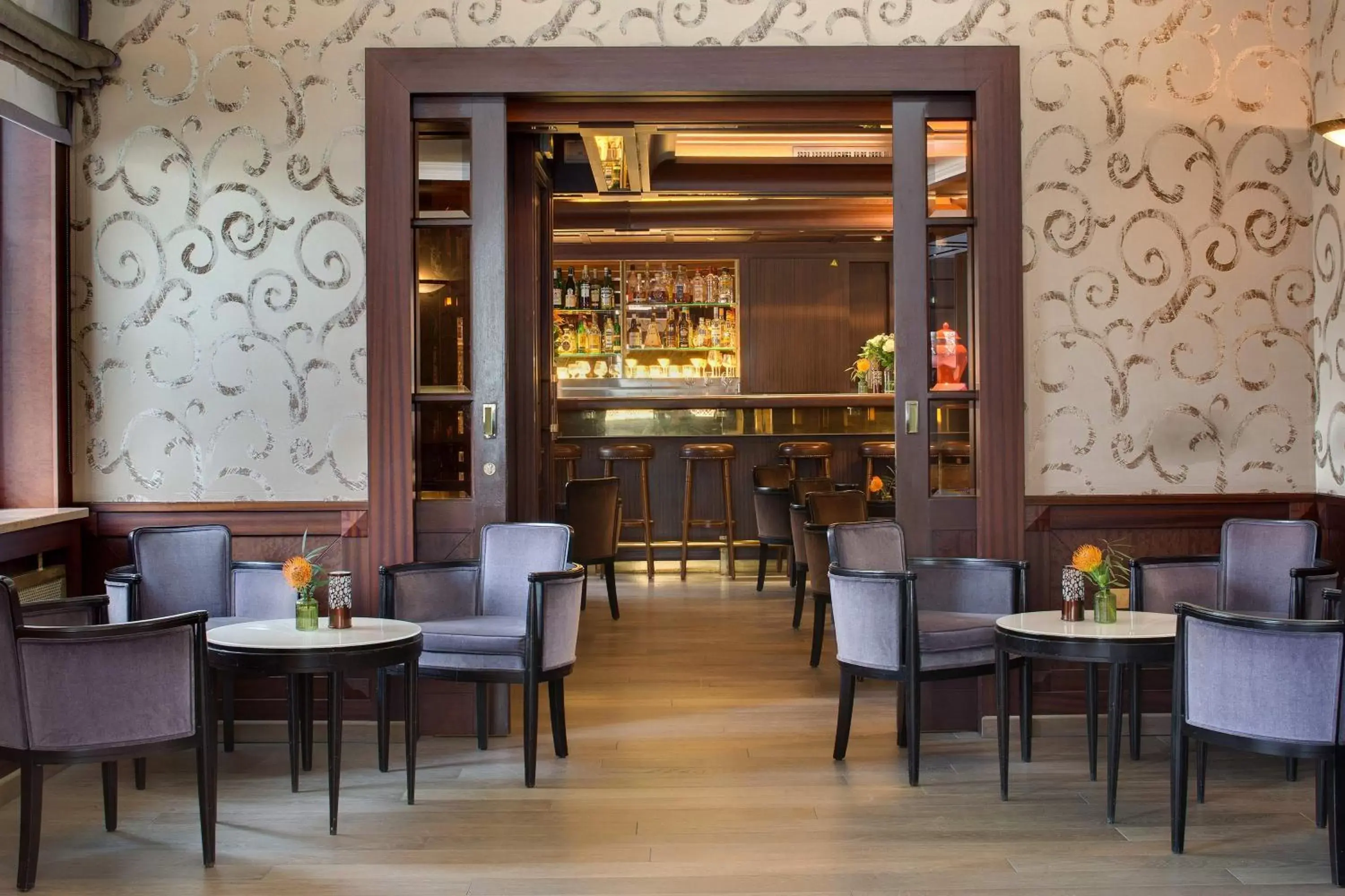 Lounge or bar in Splendid Etoile Lounge or bar in Splendid Etoile