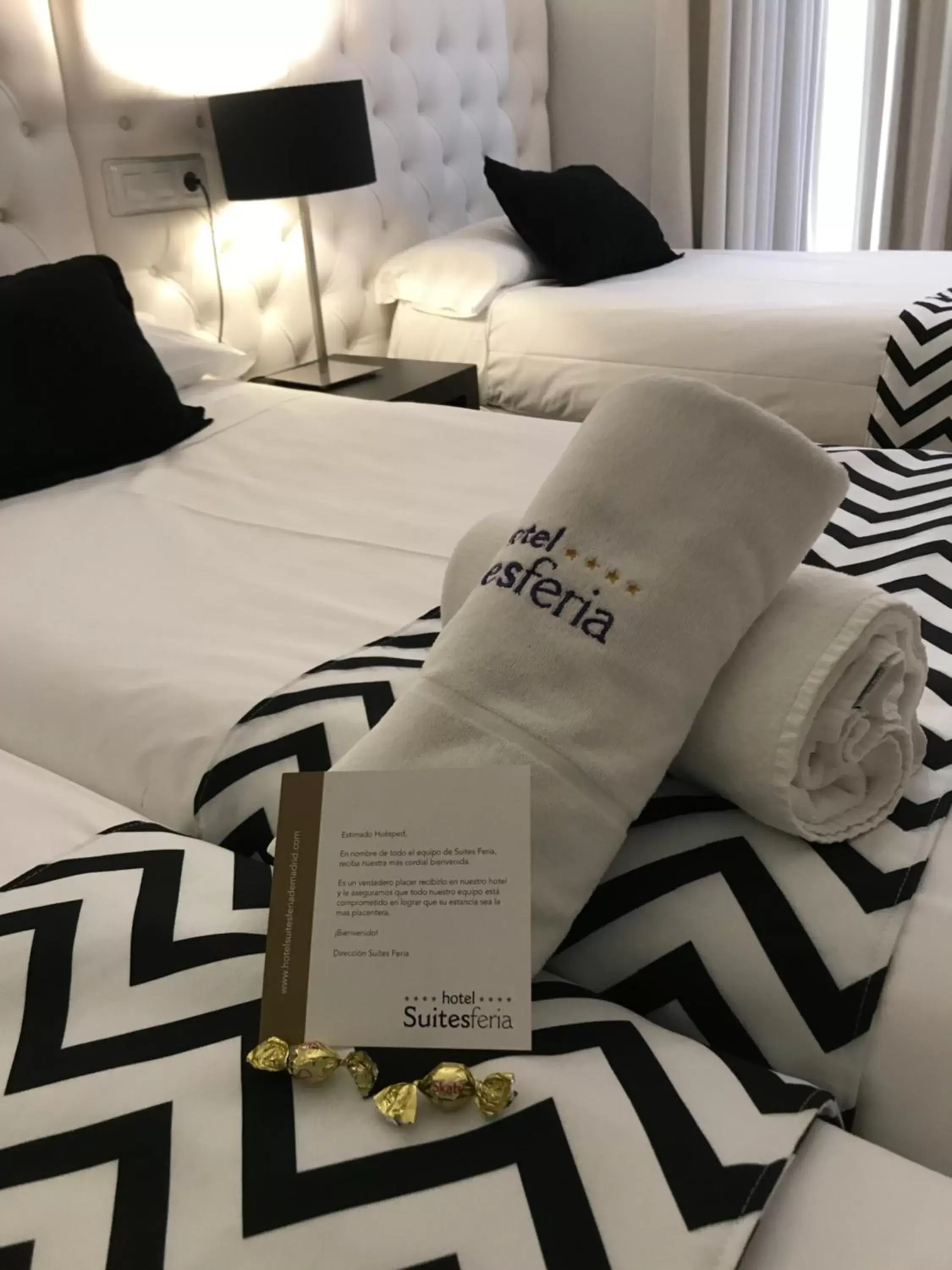 Bed in Hotel Suites Feria de Madrid