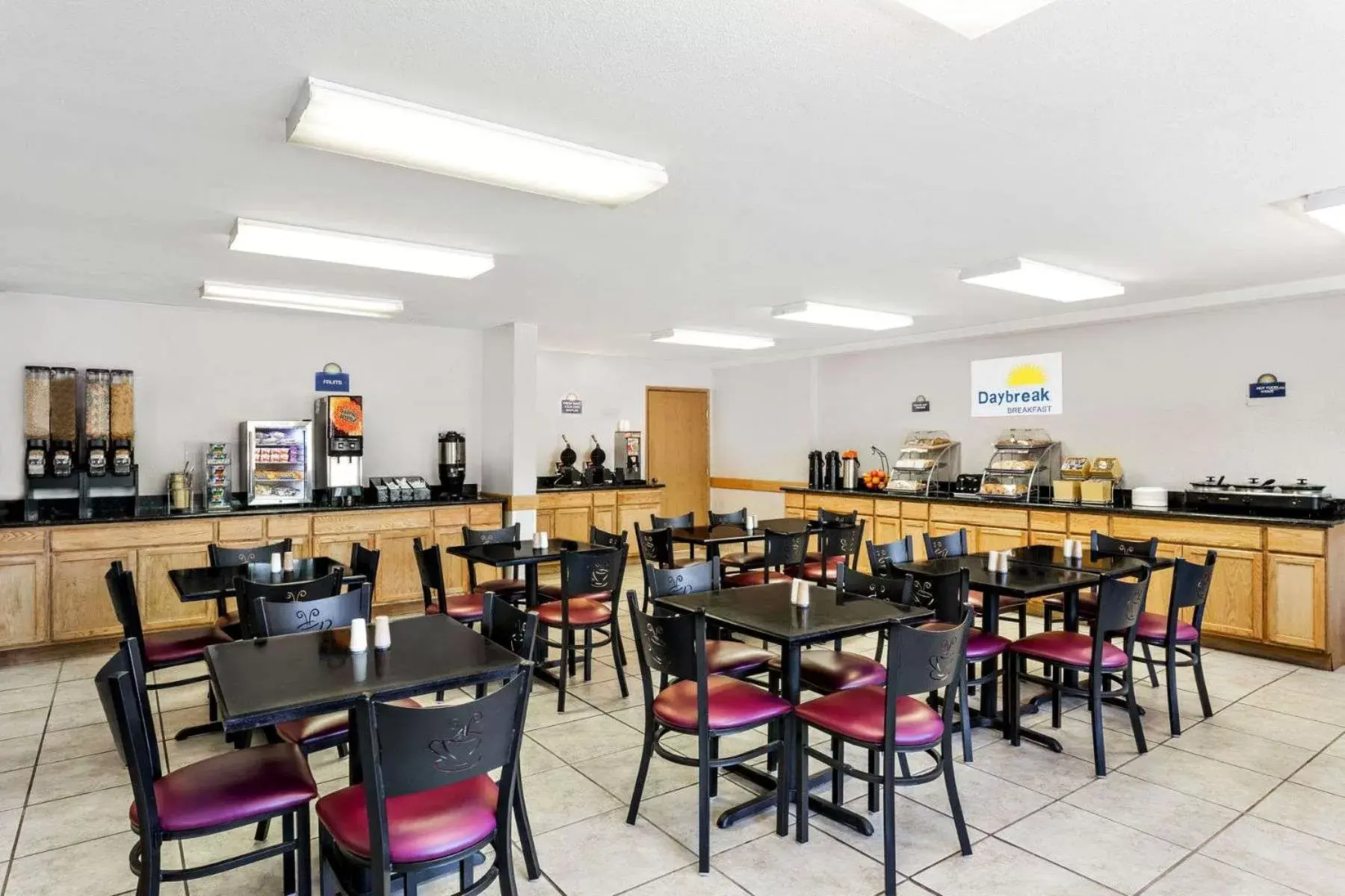 Continental breakfast, Restaurant/Places to Eat in Days Inn & Suites by Wyndham Kanab