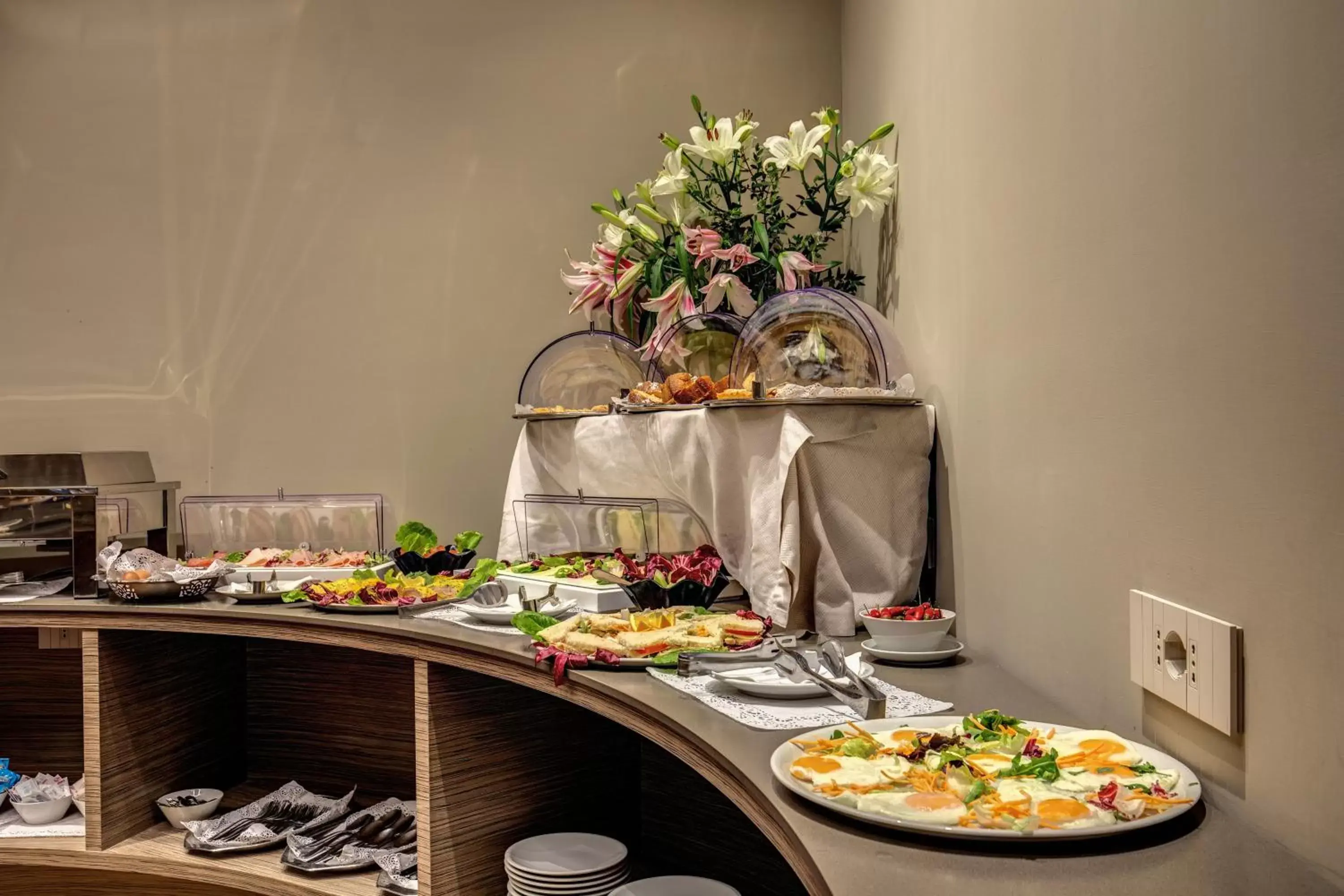 Continental breakfast, Food in Al Manthia Hotel - Gruppo Trevi Hotels