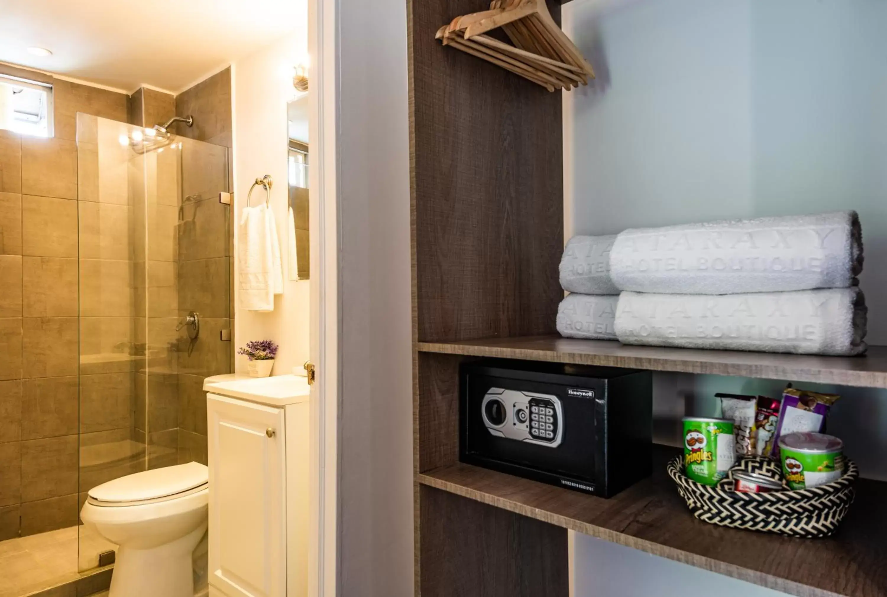 Bathroom in Ataraxy Hotel Boutique