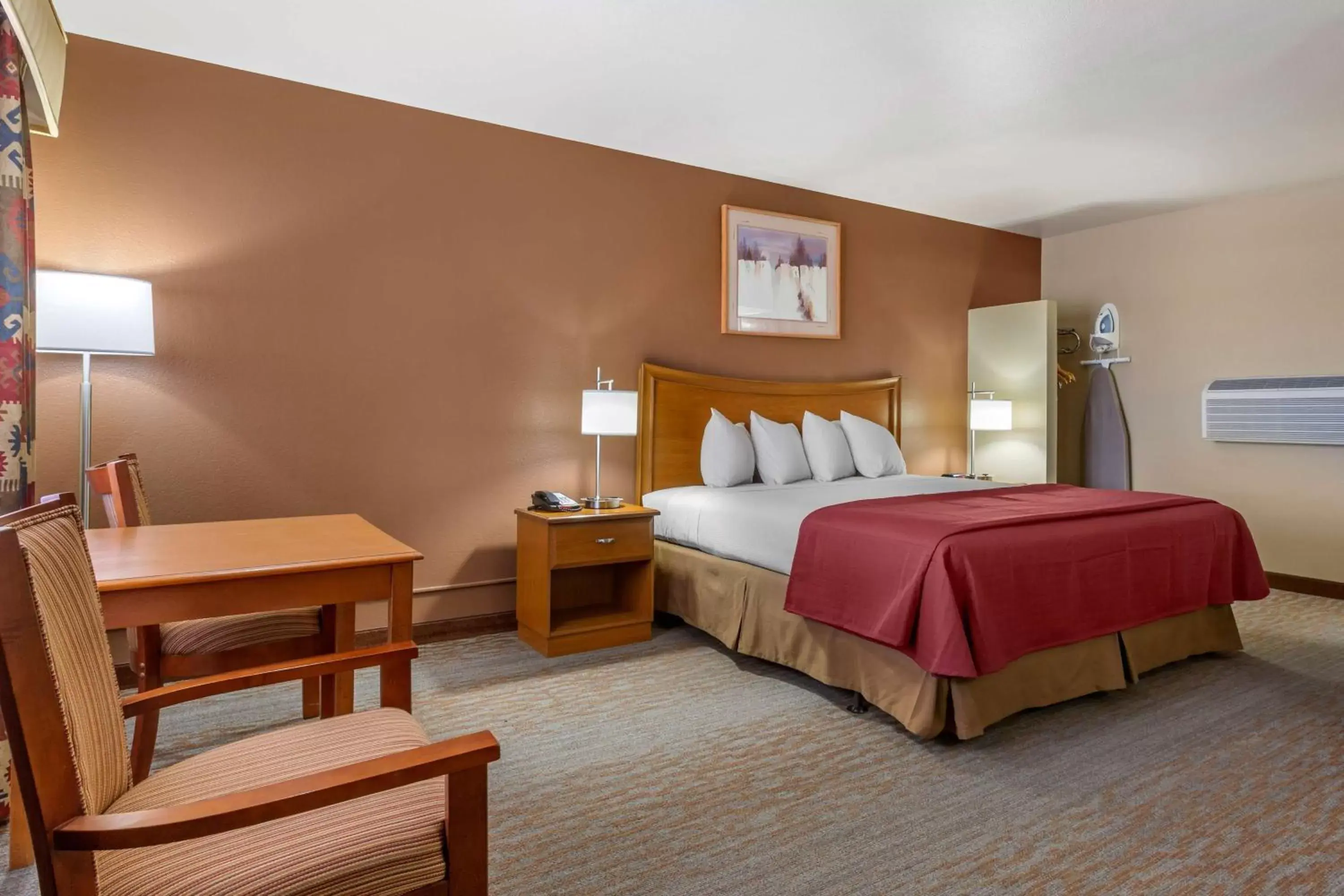 Bedroom, Bed in Best Western Canyon De Chelly Inn Bedroom, Bed in Best Western Canyon De Chelly Inn