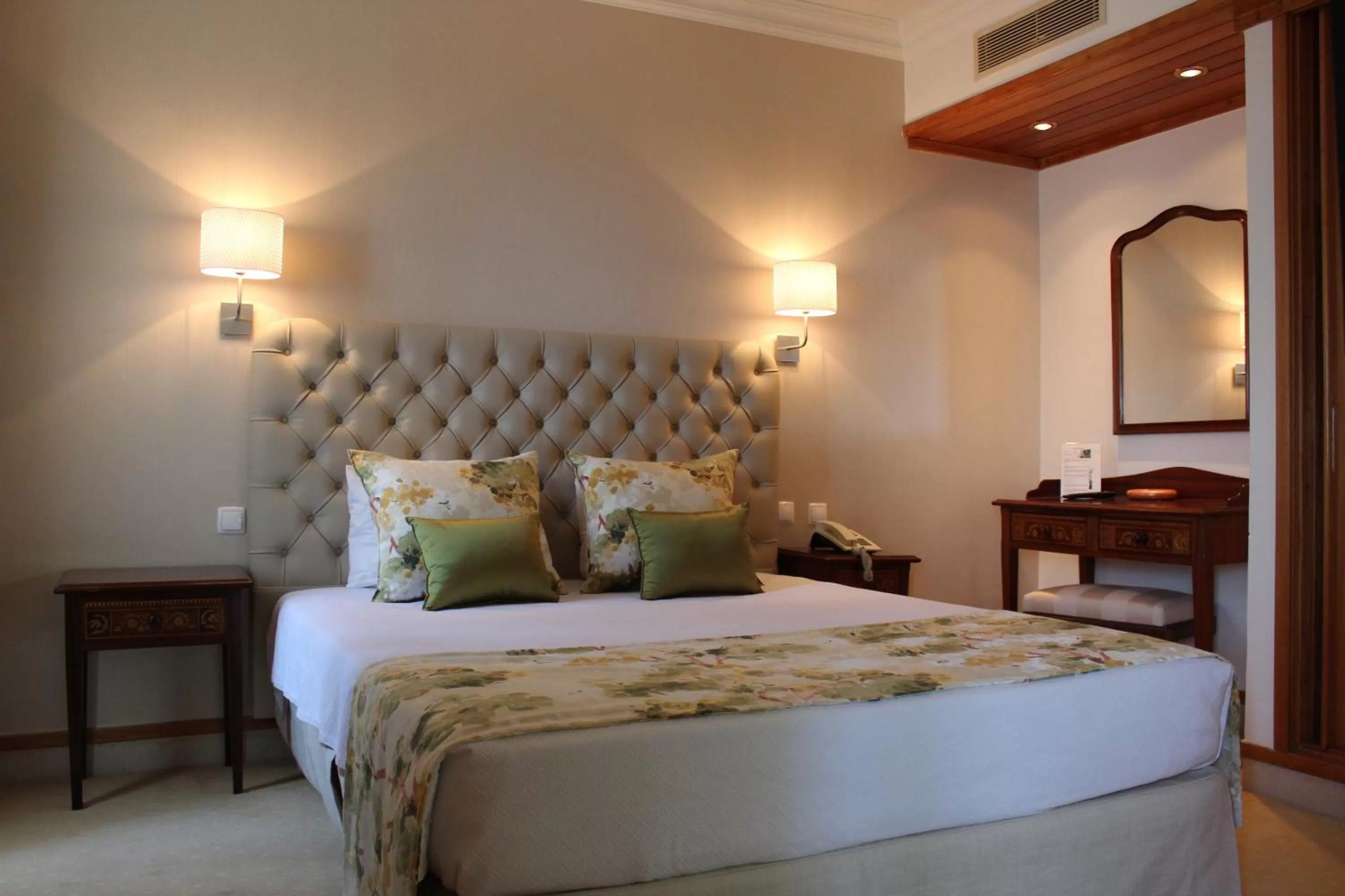 Bed in Hotel Solar Palmeiras