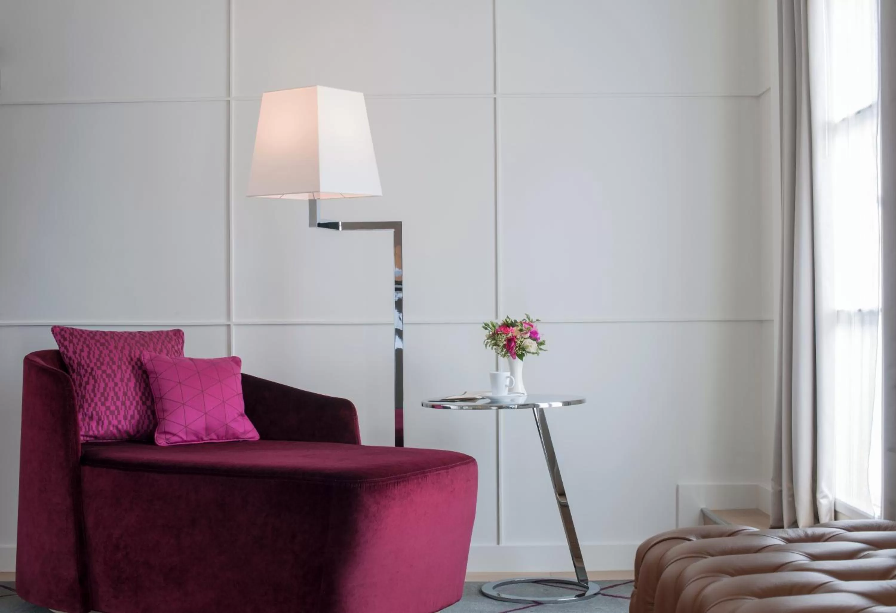 Seating area in Hotel Opéra Richepanse