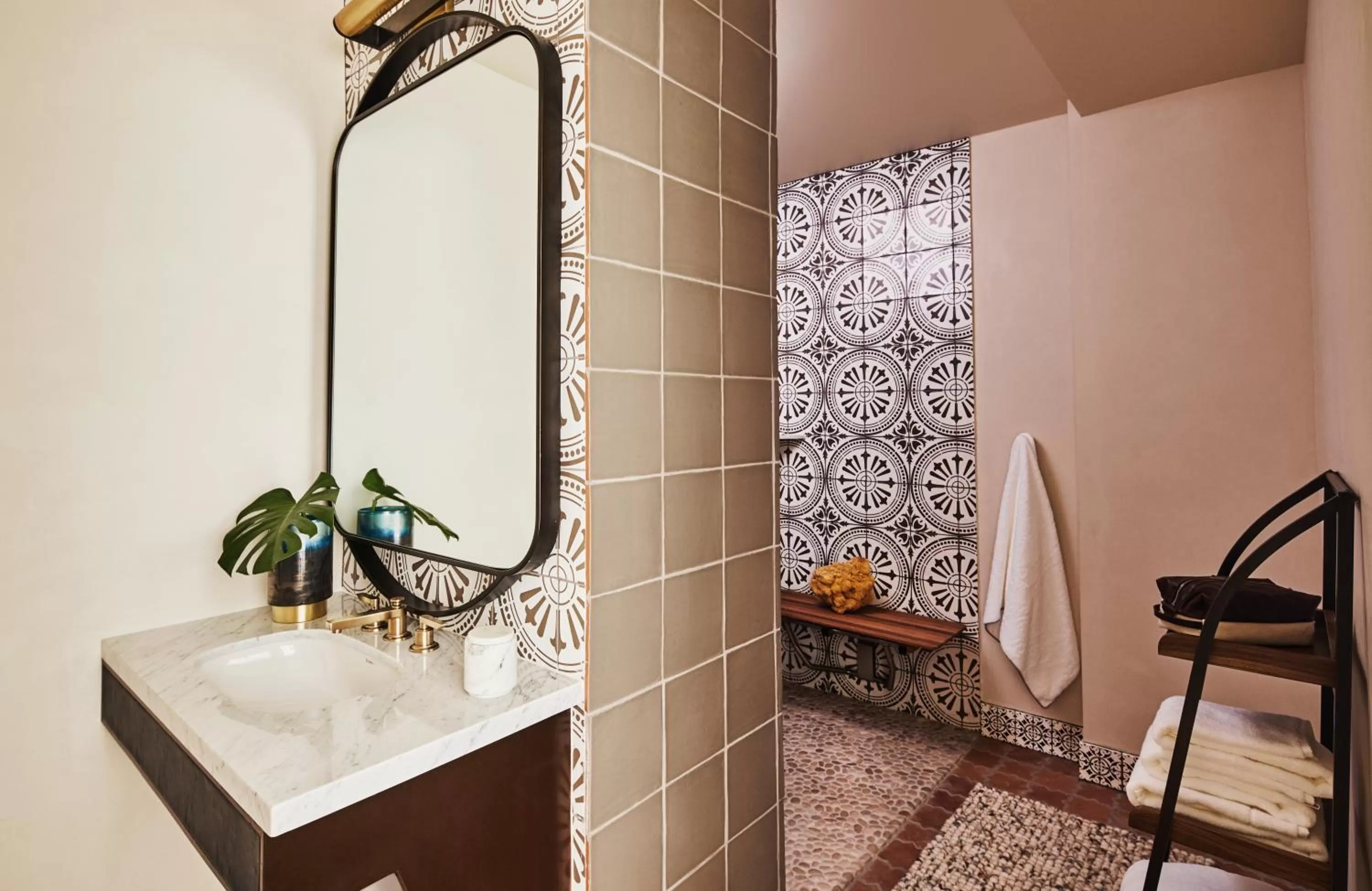 Bathroom in Hotel Figueroa, Unbound Collection by Hyatt
