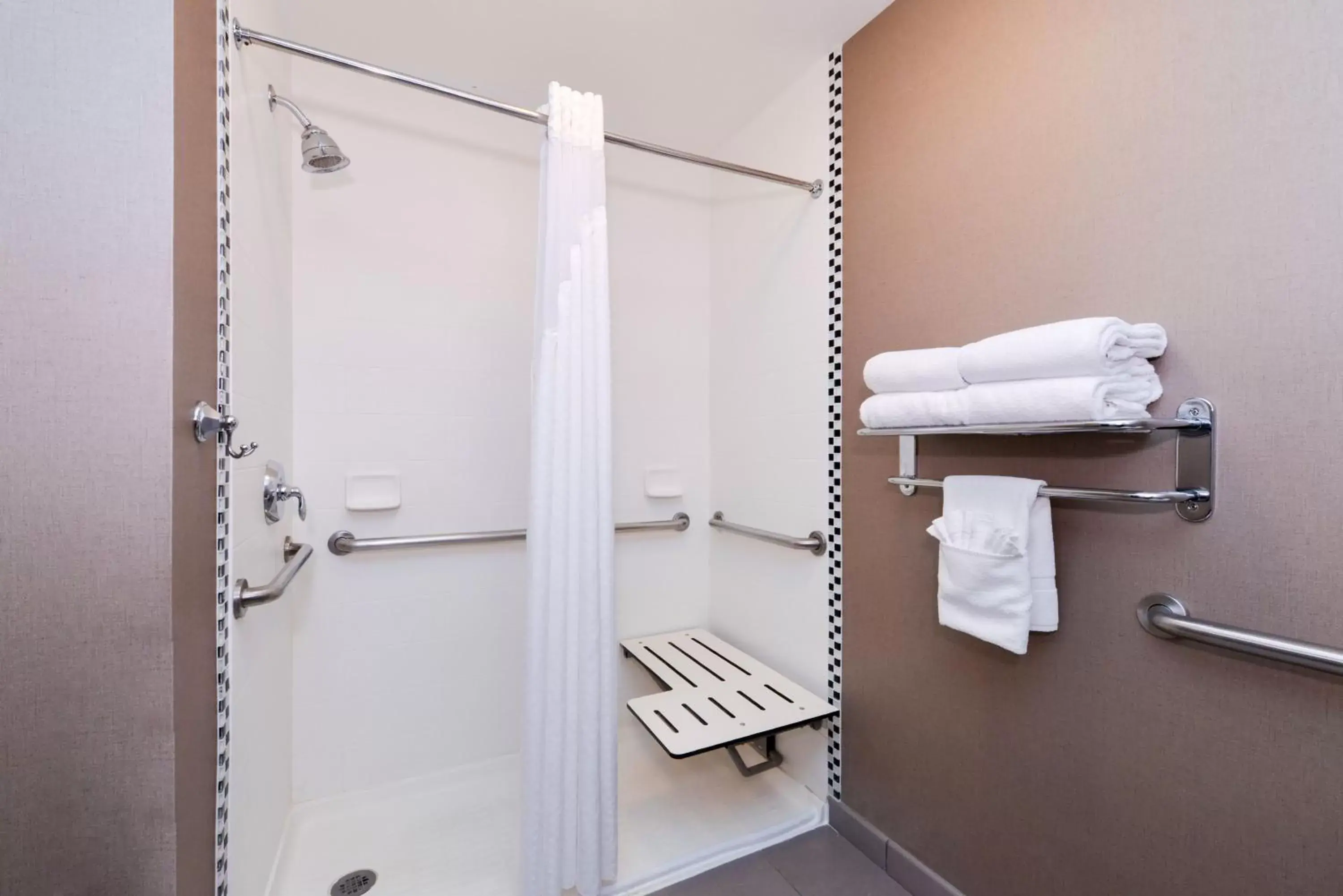 Bathroom in The Holiday Inn Amarillo West Medical Center, an IHG Hotel