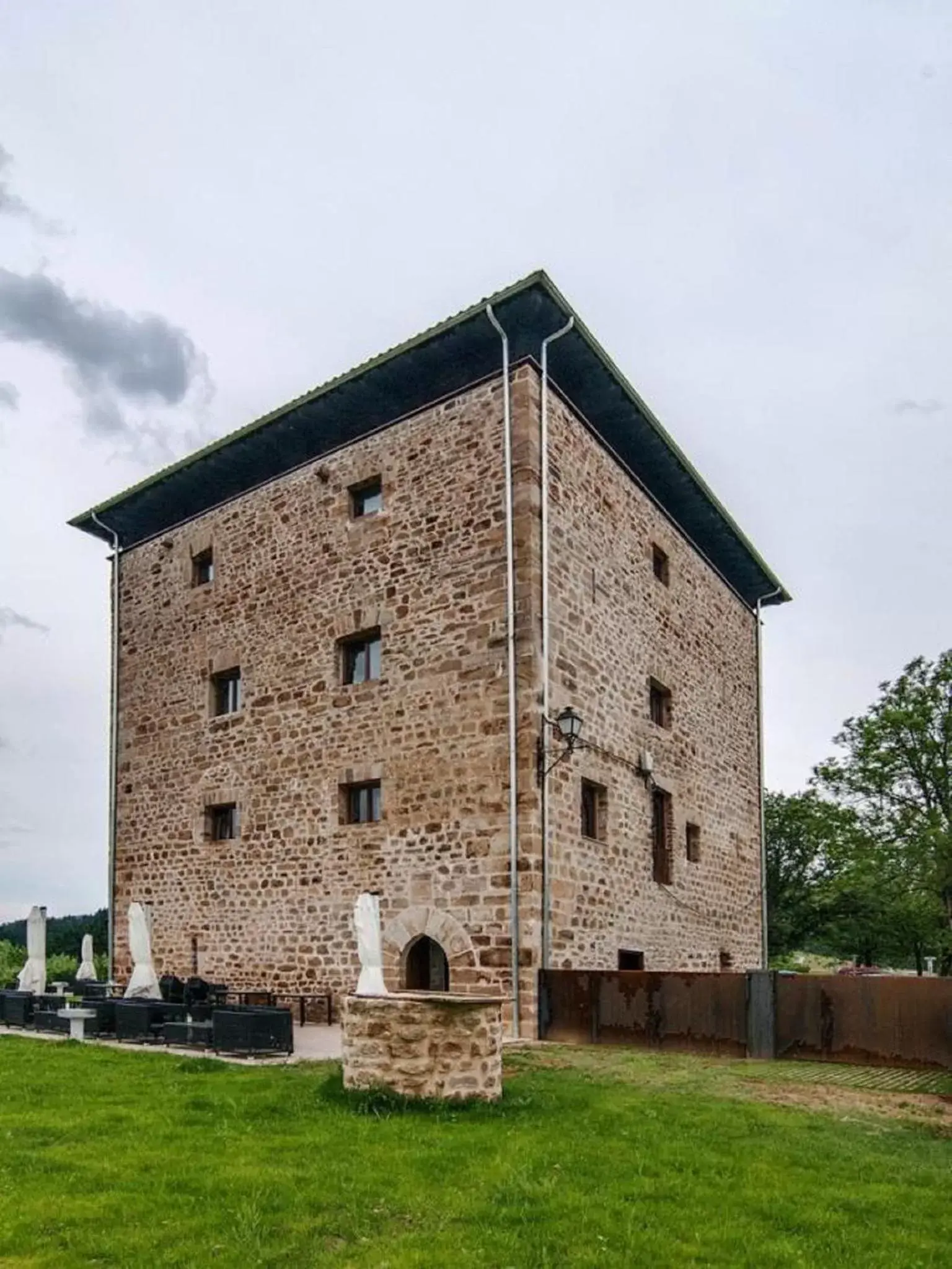 Property Building in Hotel Torre Zumeltzegi