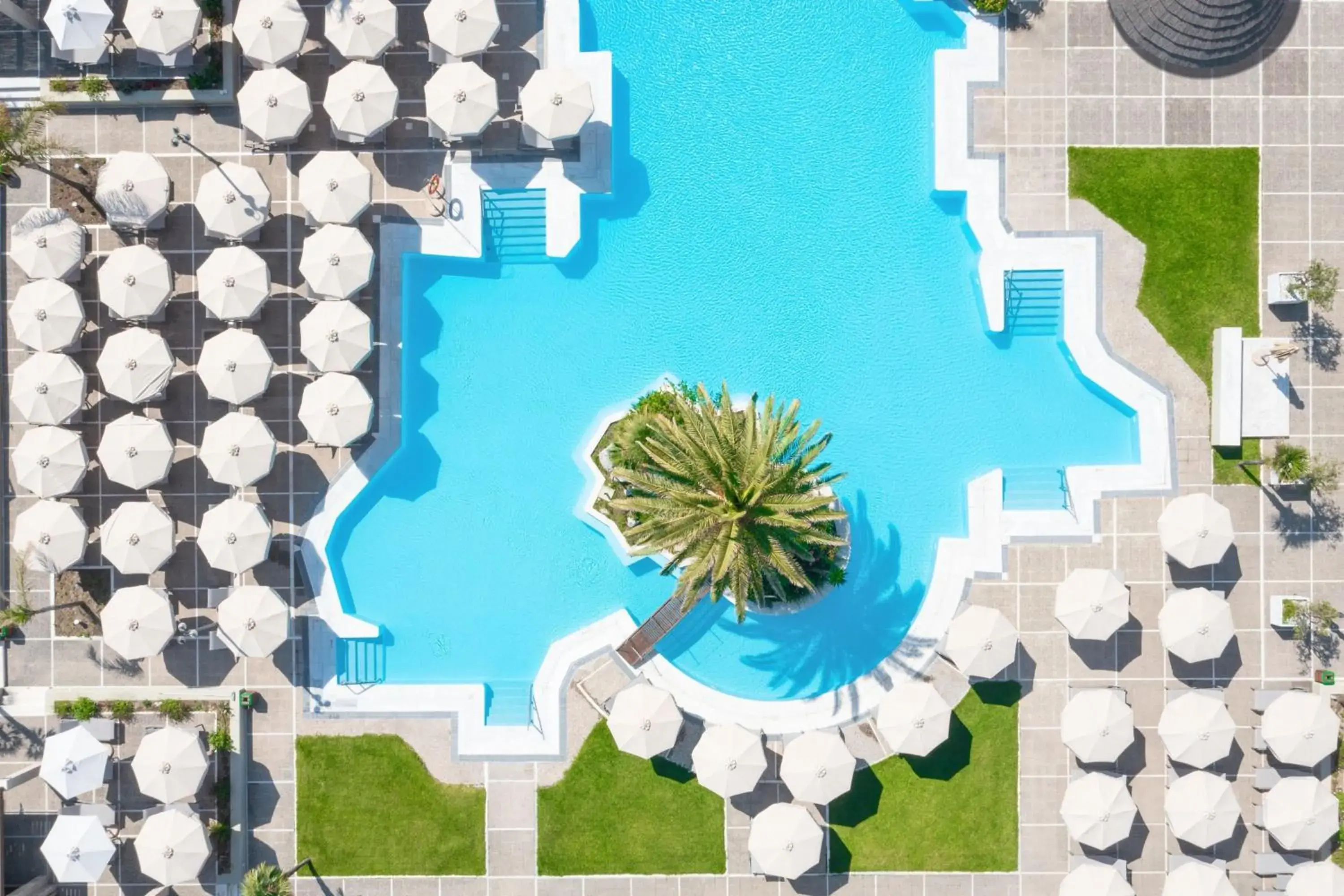 Swimming pool, Pool View in Sheraton Rhodes Resort