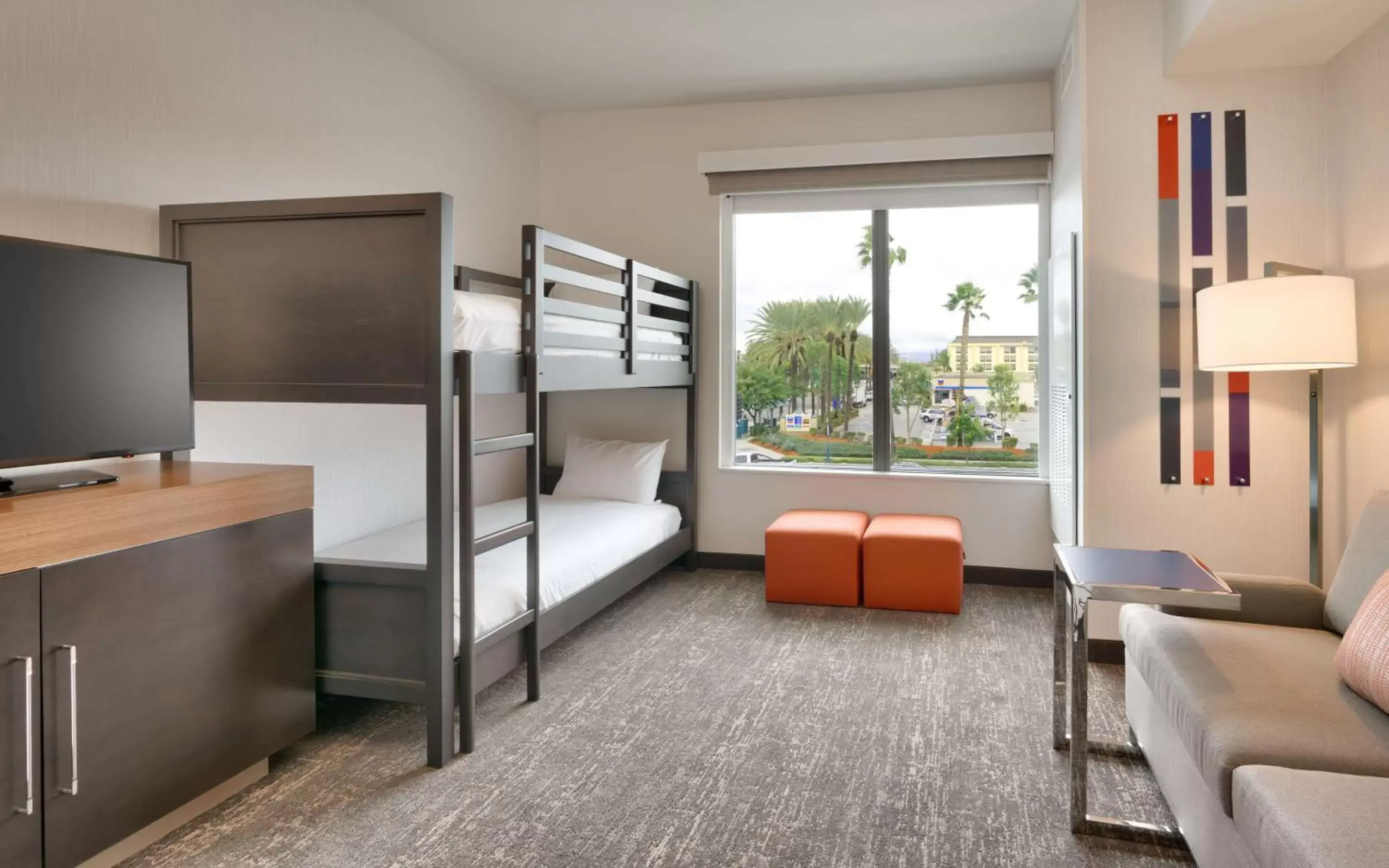 Bedroom in Hampton Inn & Suites Anaheim Resort Convention Center