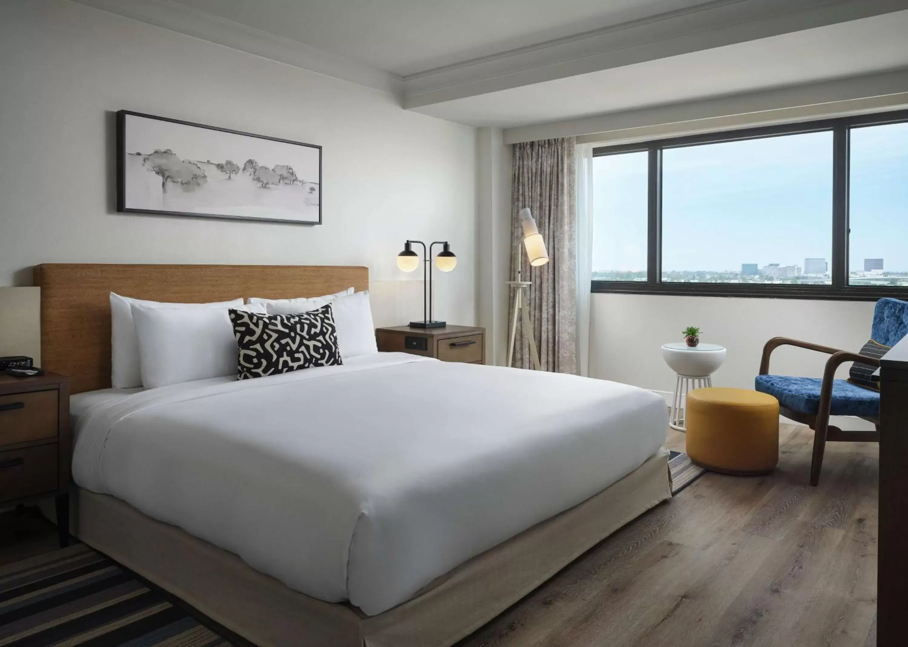 Bedroom, Bed in Sonesta Irvine John Wayne Airport Bedroom, Bed in Sonesta Irvine John Wayne Airport