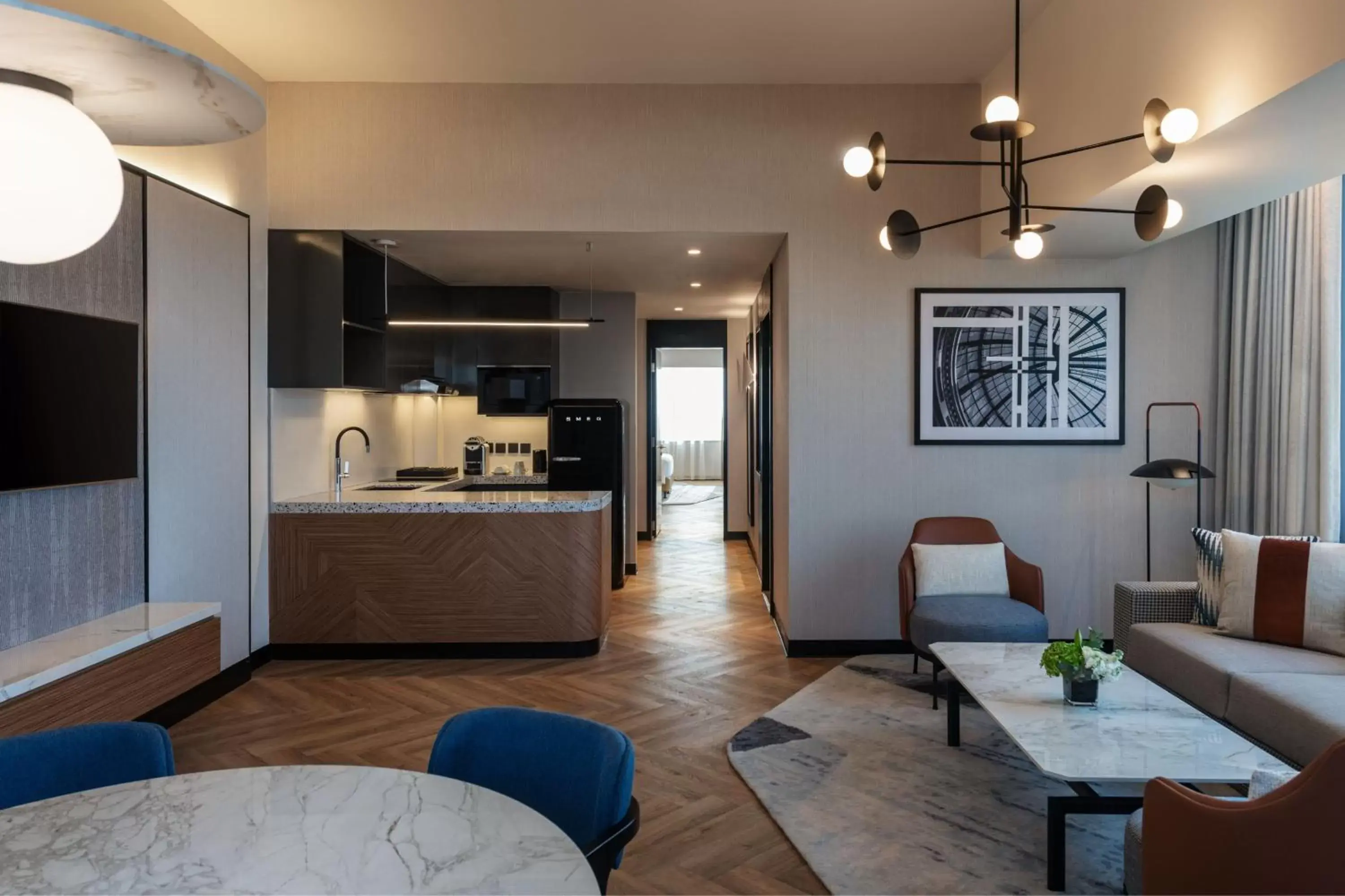 Amiri Suite - Club lounge Access including Breakfast, Evening Cocktail hours & Soft Refreshments & Canapes in Sheraton Mall of the Emirates Hotel, Dubai Amiri Suite - Club lounge Access including Breakfast, Evening Cocktail hours & Soft Refreshments & Canapes in Sheraton Mall of the Emirates Hotel, Dubai