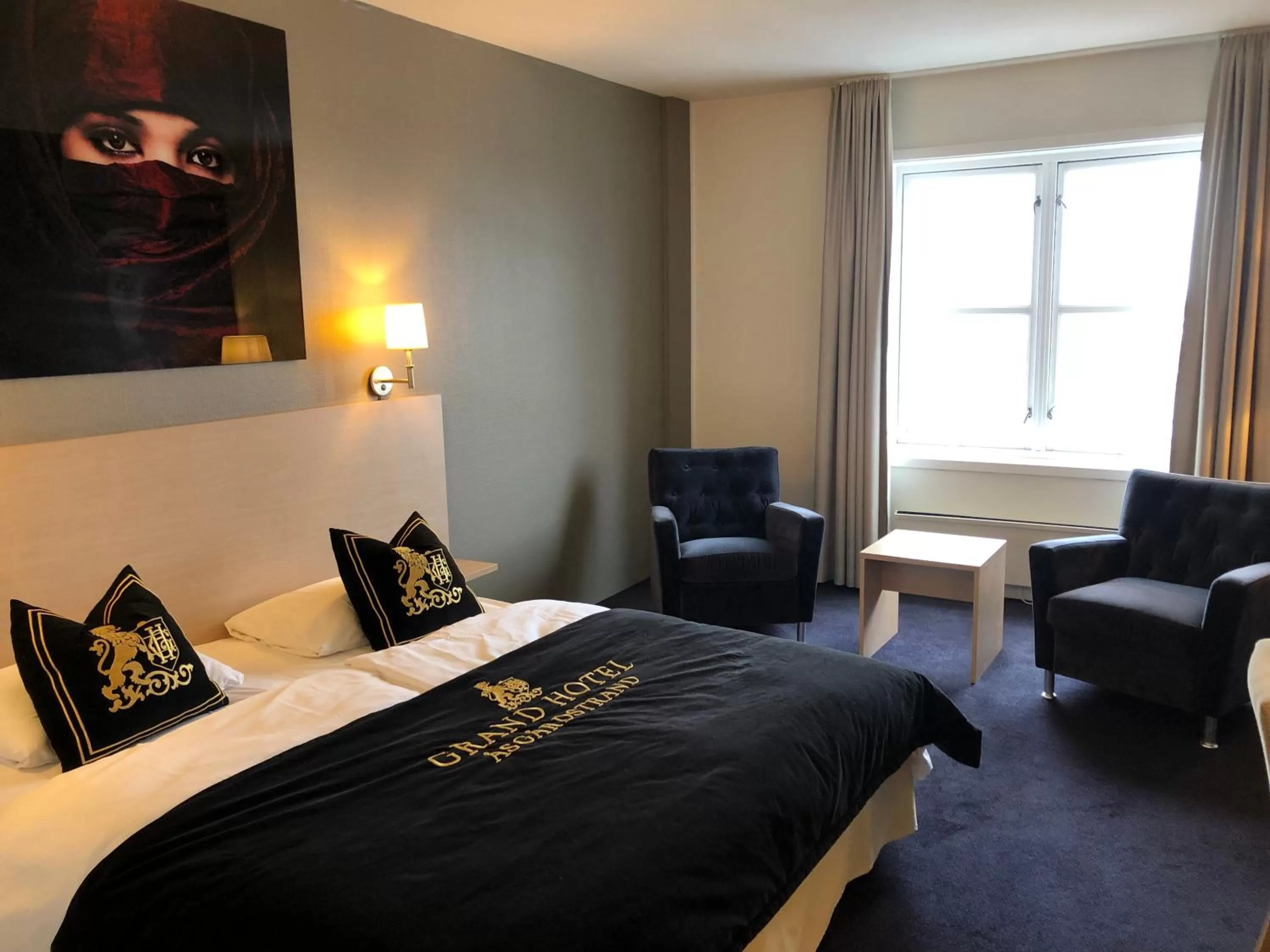 Photo of the whole room, Bed in Grand Hotel Åsgårdstrand - Unike Hoteller