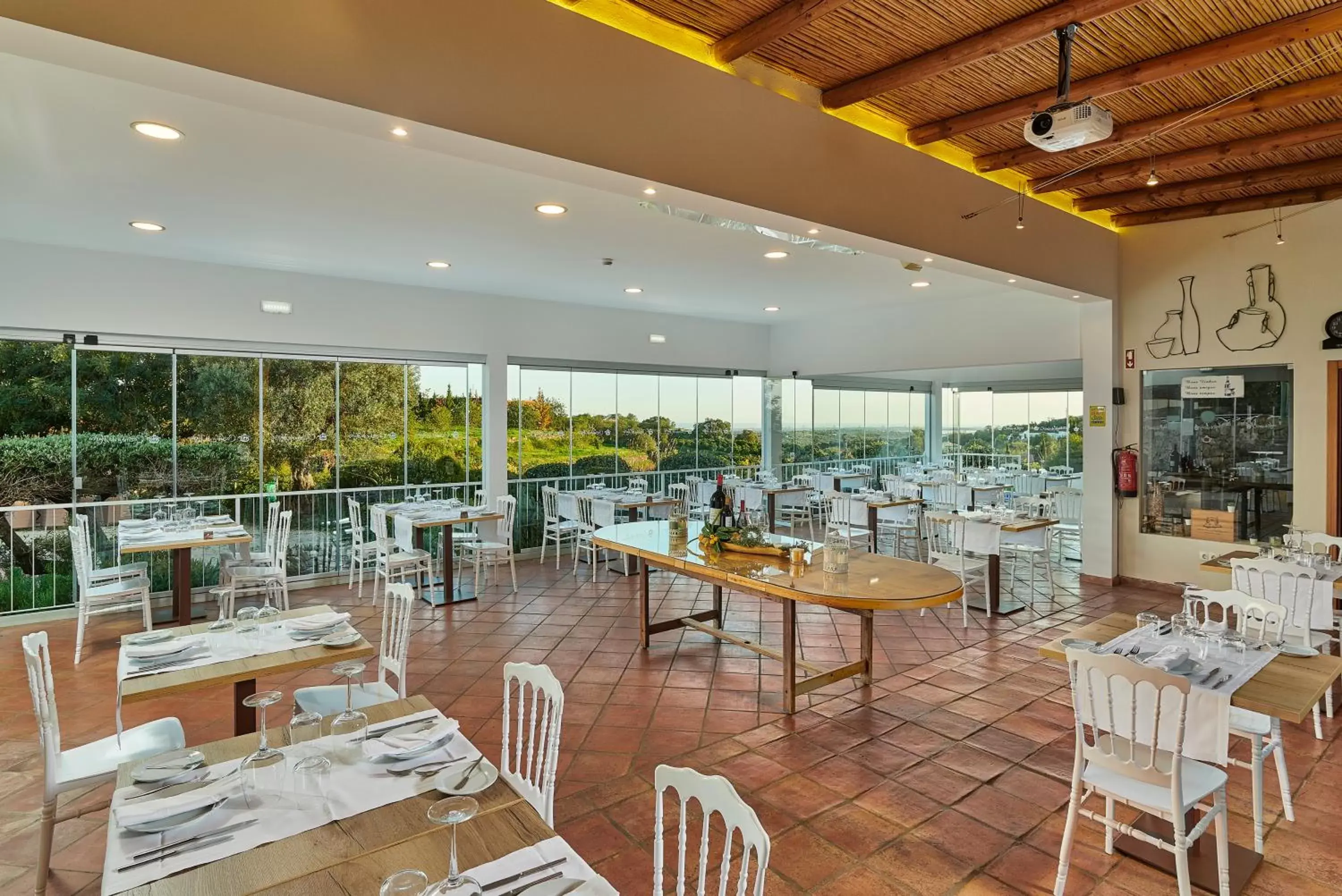 Restaurant/Places to Eat in Hotel Rural Quinta do Marco - Nature & Dining