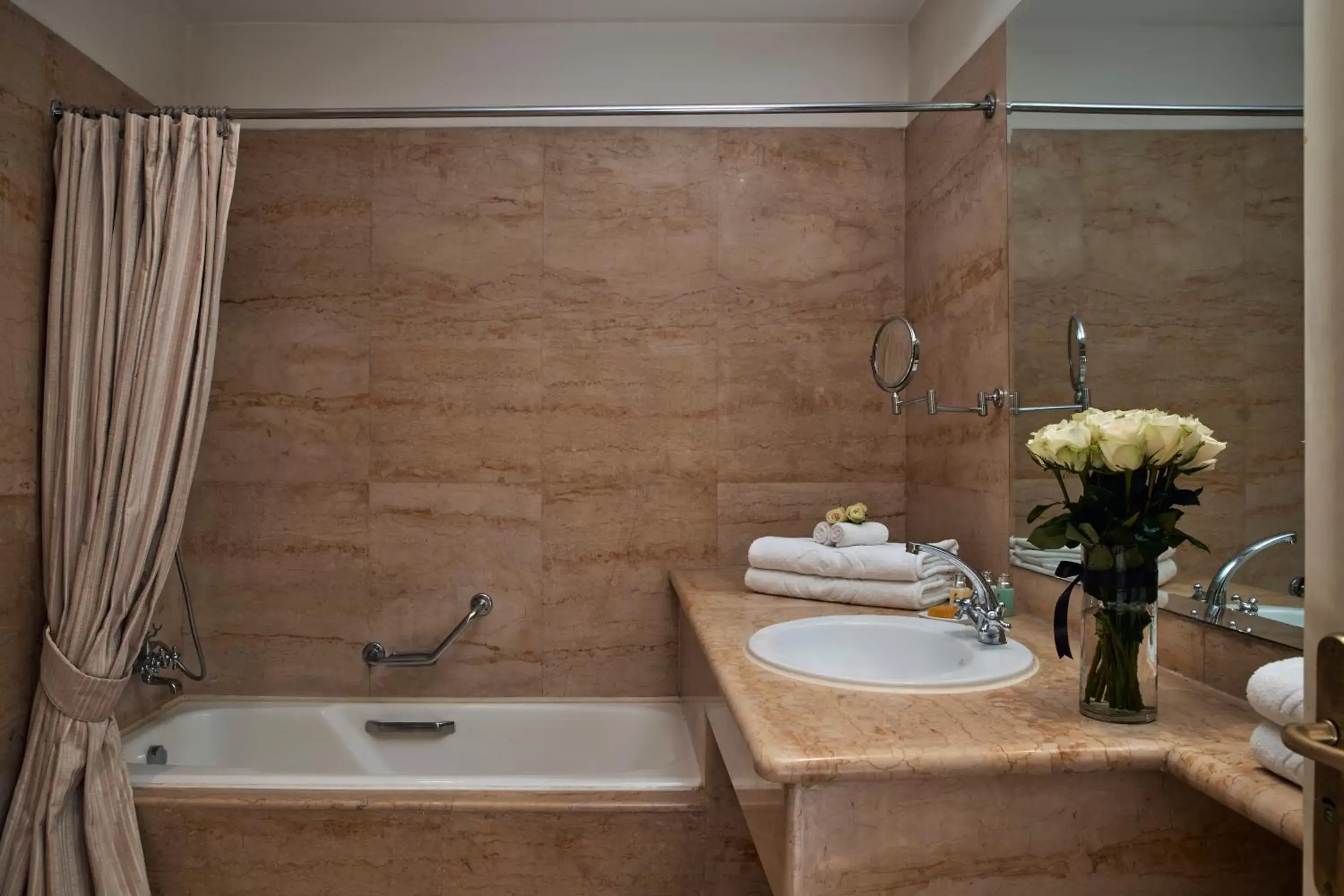 Shower, Bathroom in Sofitel Winter Palace Luxor