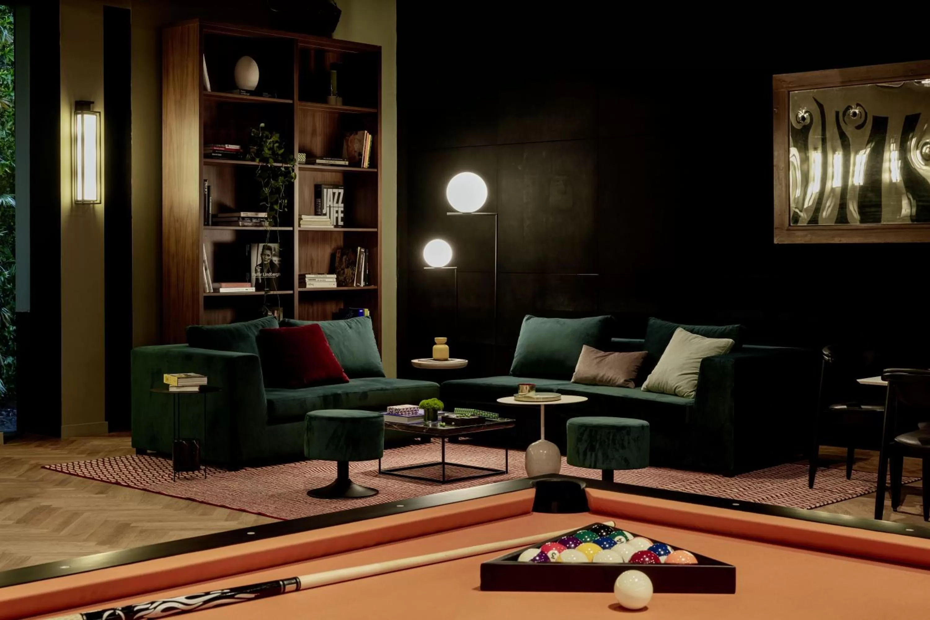 Meeting/conference room in Sir Victor Hotel, part of Sircle Collection